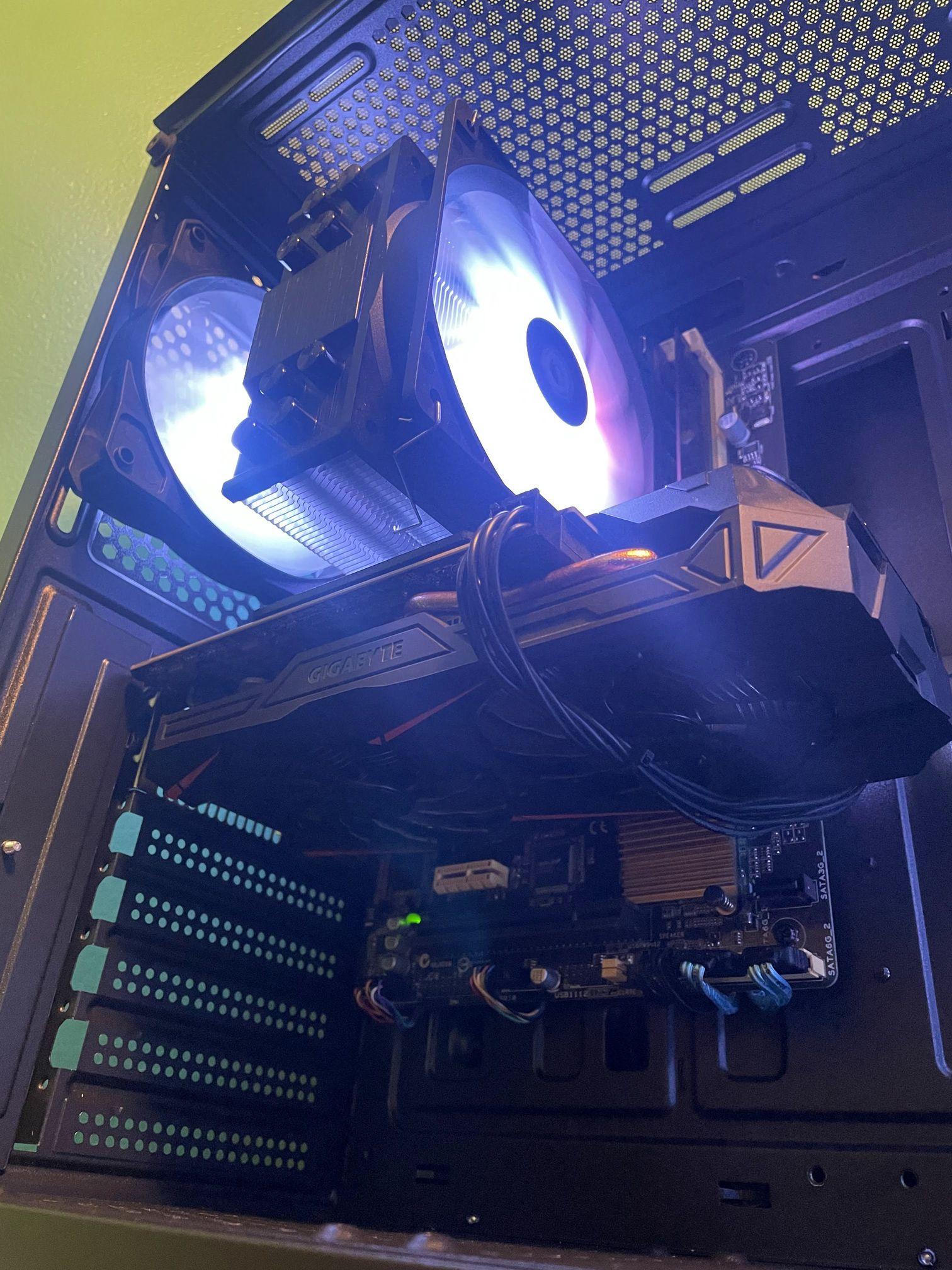 🔥130FPS GTA🔥Black Gaming PC | Intel i7 / AMD RX580 / 8GB / 1.1TB Win 11 Pro + Wi-Fi