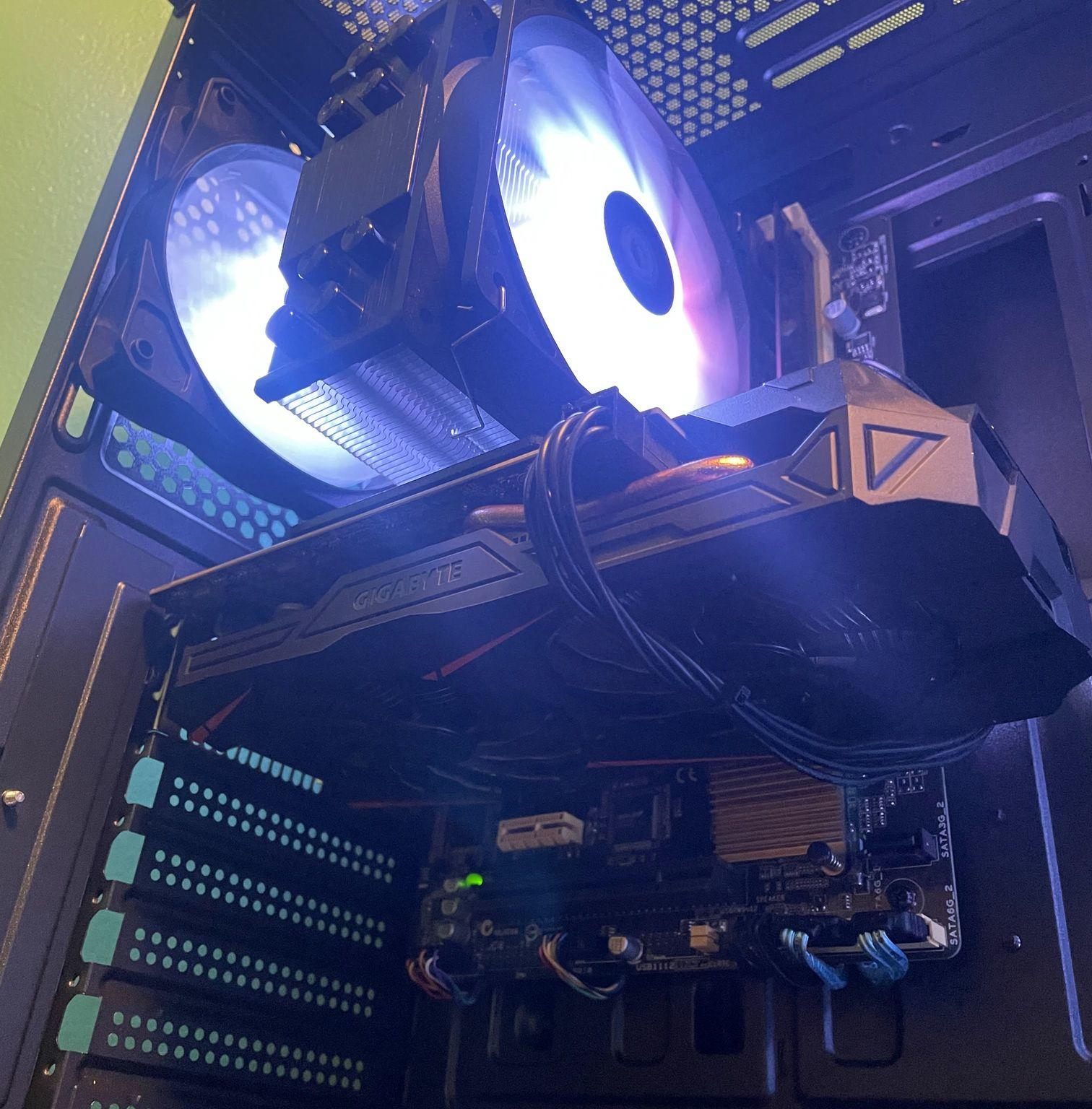 🔥130FPS GTA🔥Black Gaming PC | Intel i7 / AMD RX580 / 8GB / 1.1TB Win 11 Pro + Wi-Fi