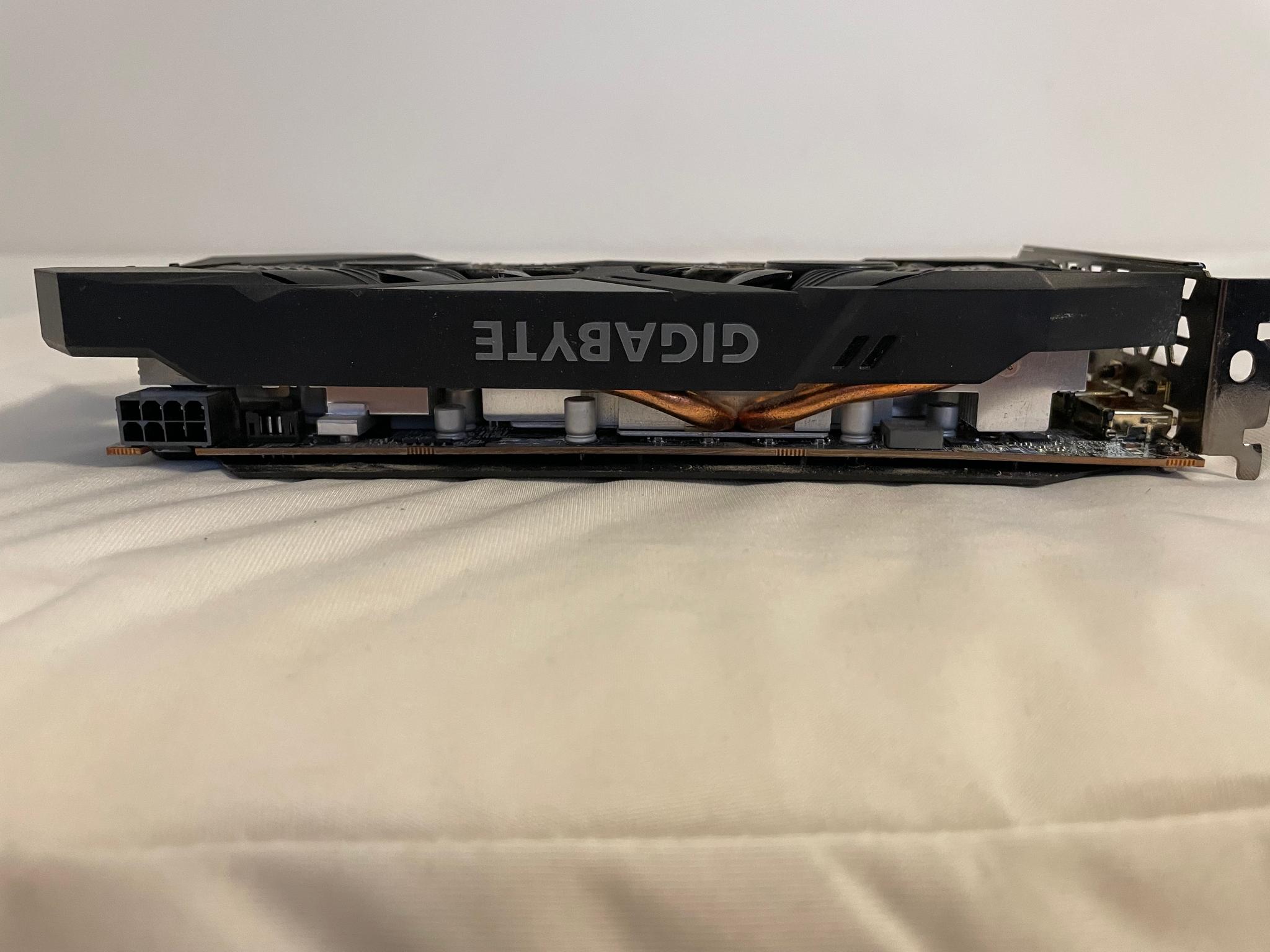 RX 5600 XT Gigabyte Windforce OC 6GB Rev. 1.0
