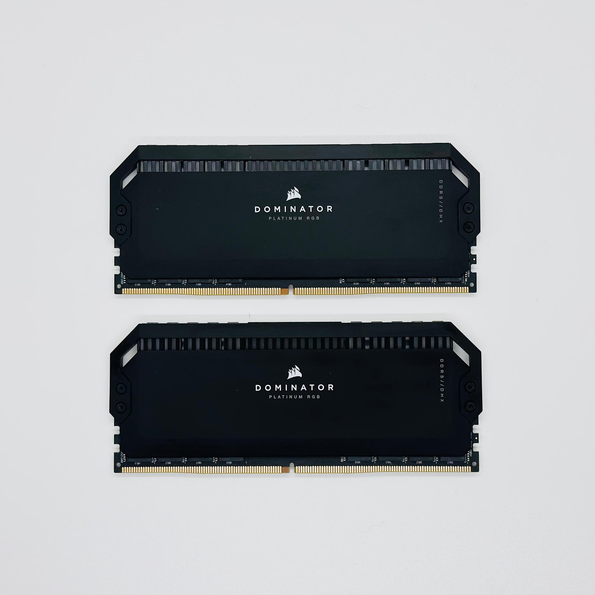 DOMINATOR® PLATINUM RGB 64GB (2x32GB) DDR5 DRAM 5200MT/s CL40 Memory Kit — Black