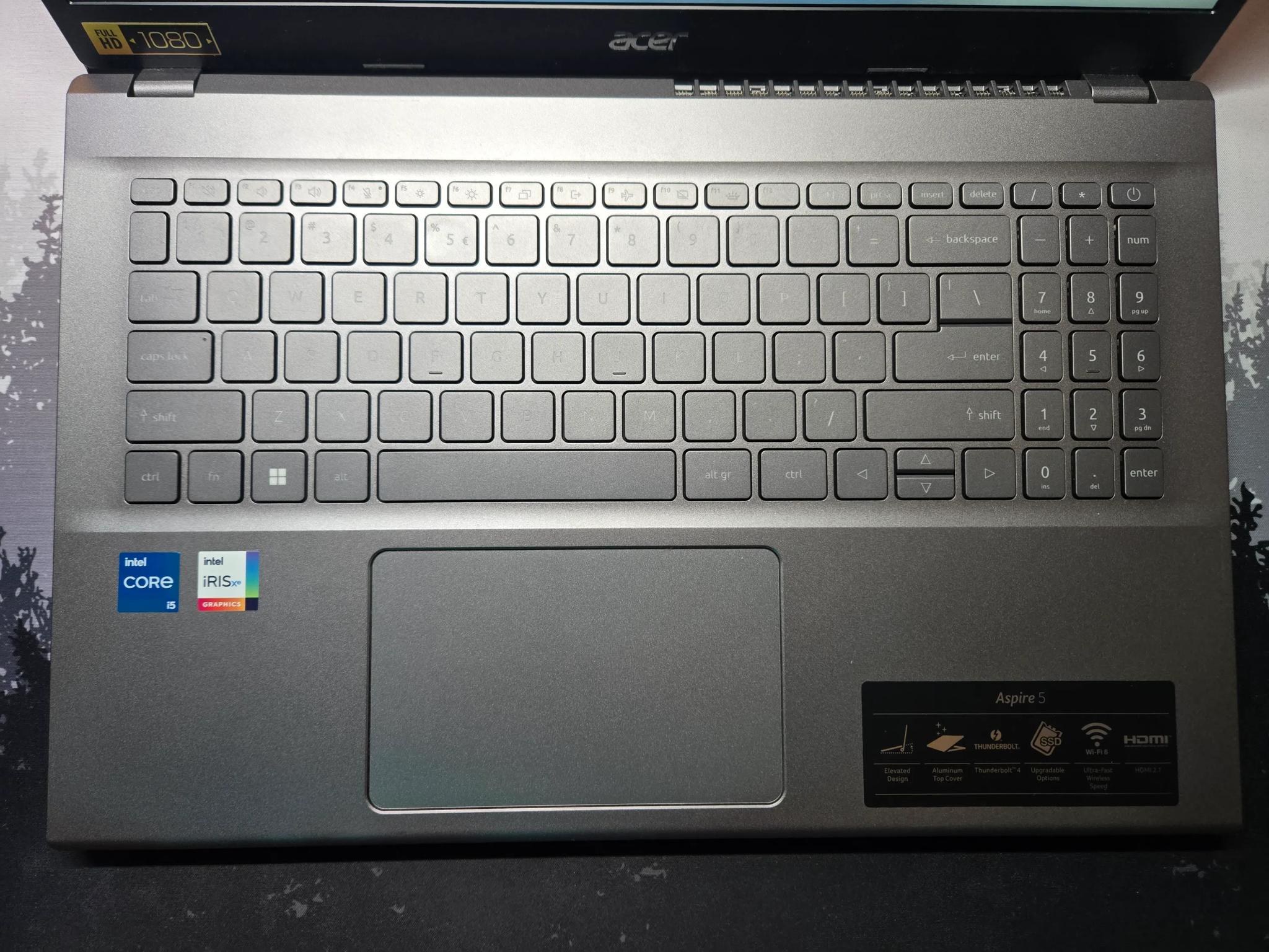 Acer Aspire 5 (A515-57-53T2)