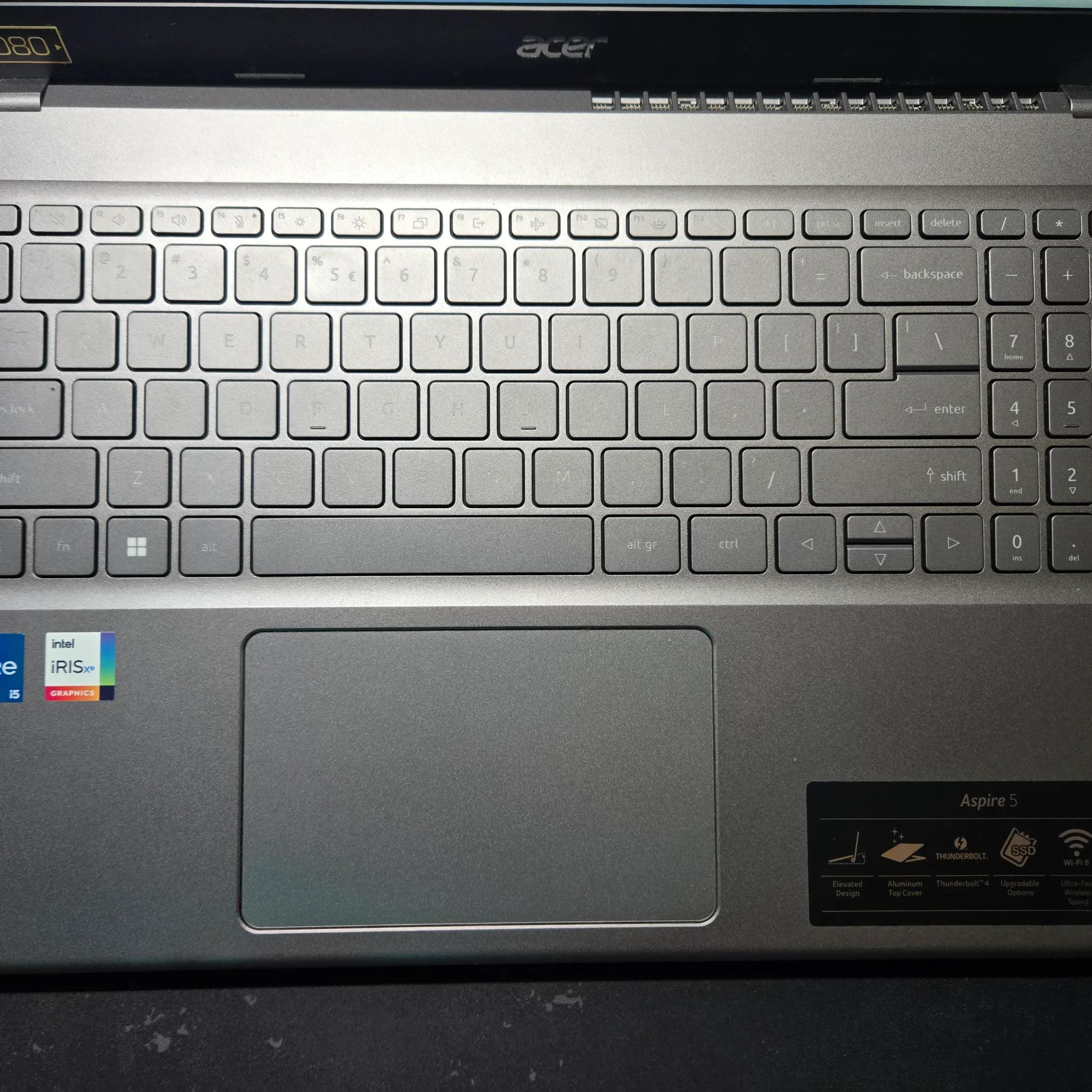 Acer Aspire 5 (A515-57-53T2)