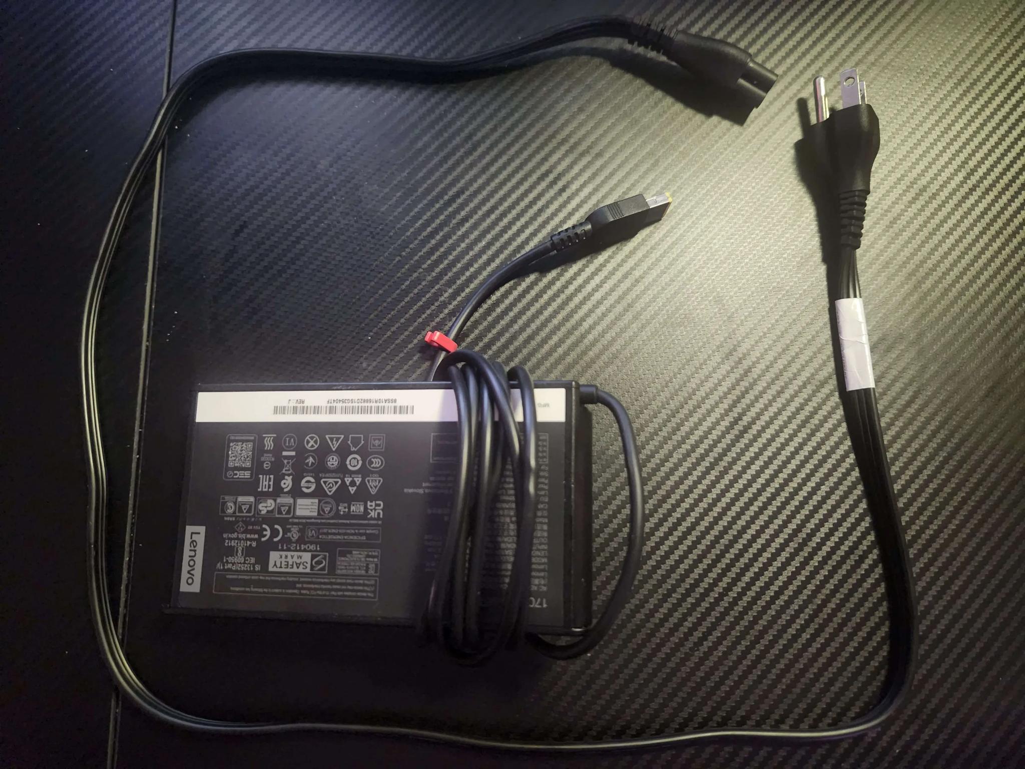 Lenovo LOQ 4050