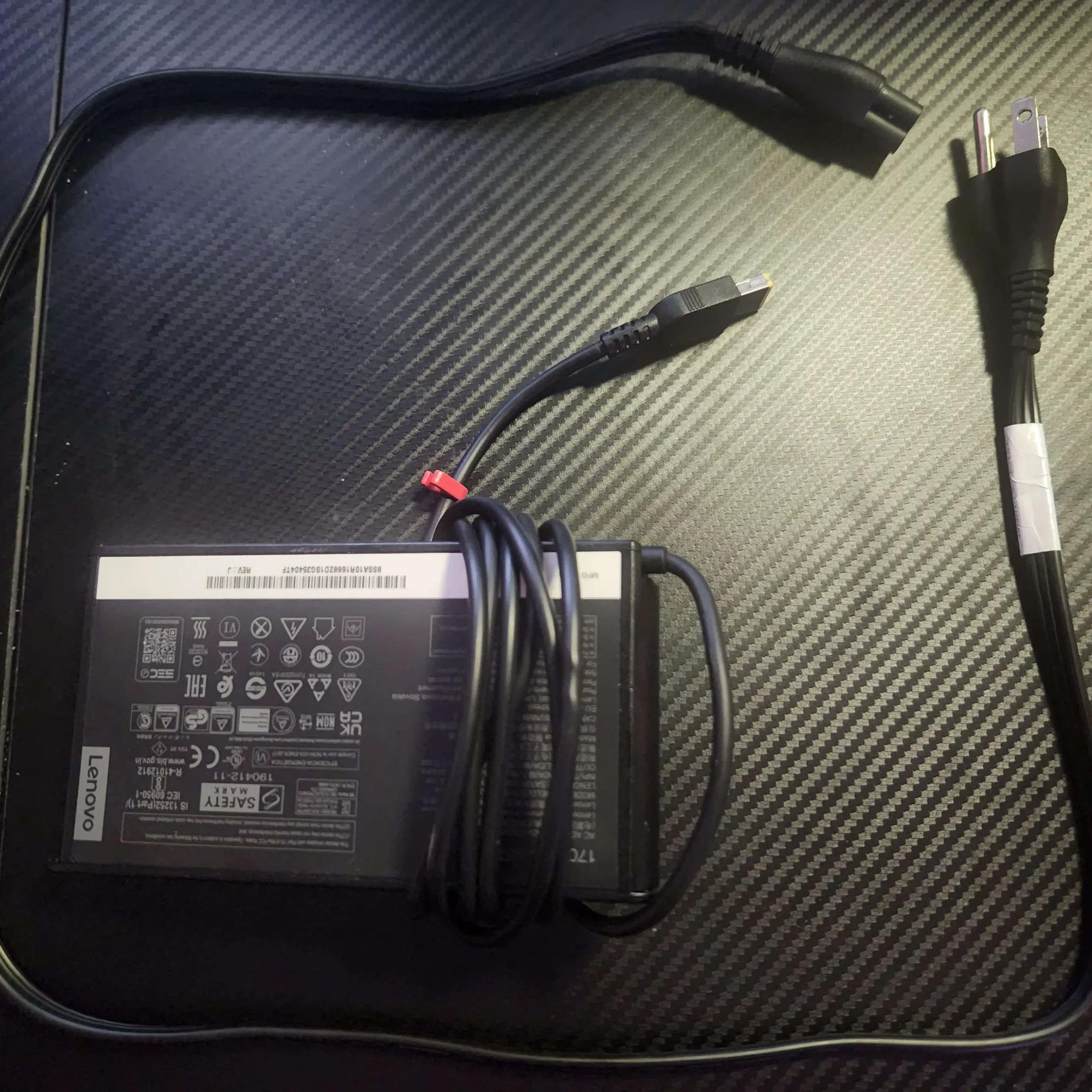 Lenovo LOQ 4050