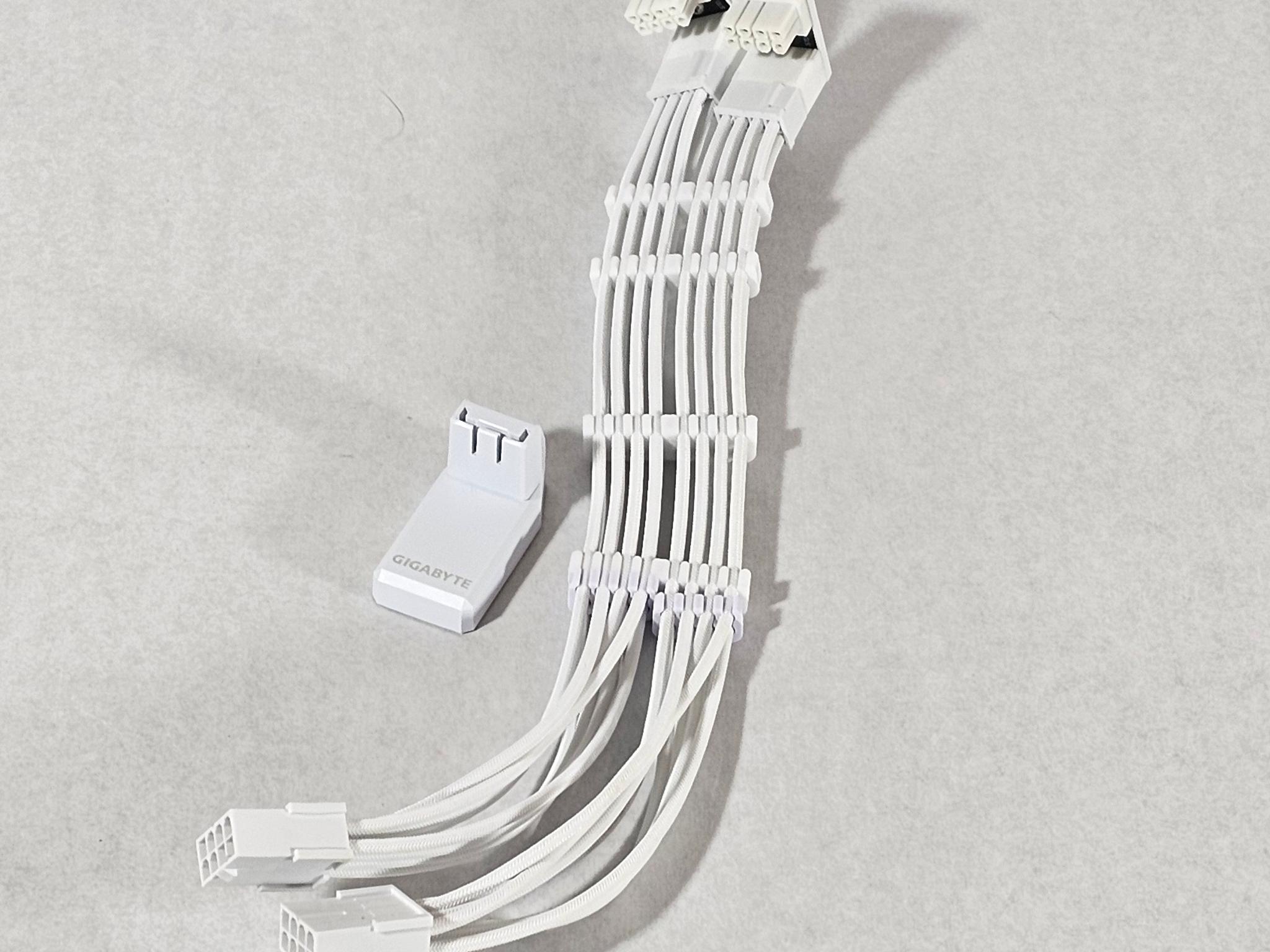 White 90 Degree GPU Cable Extension - Fully Tested