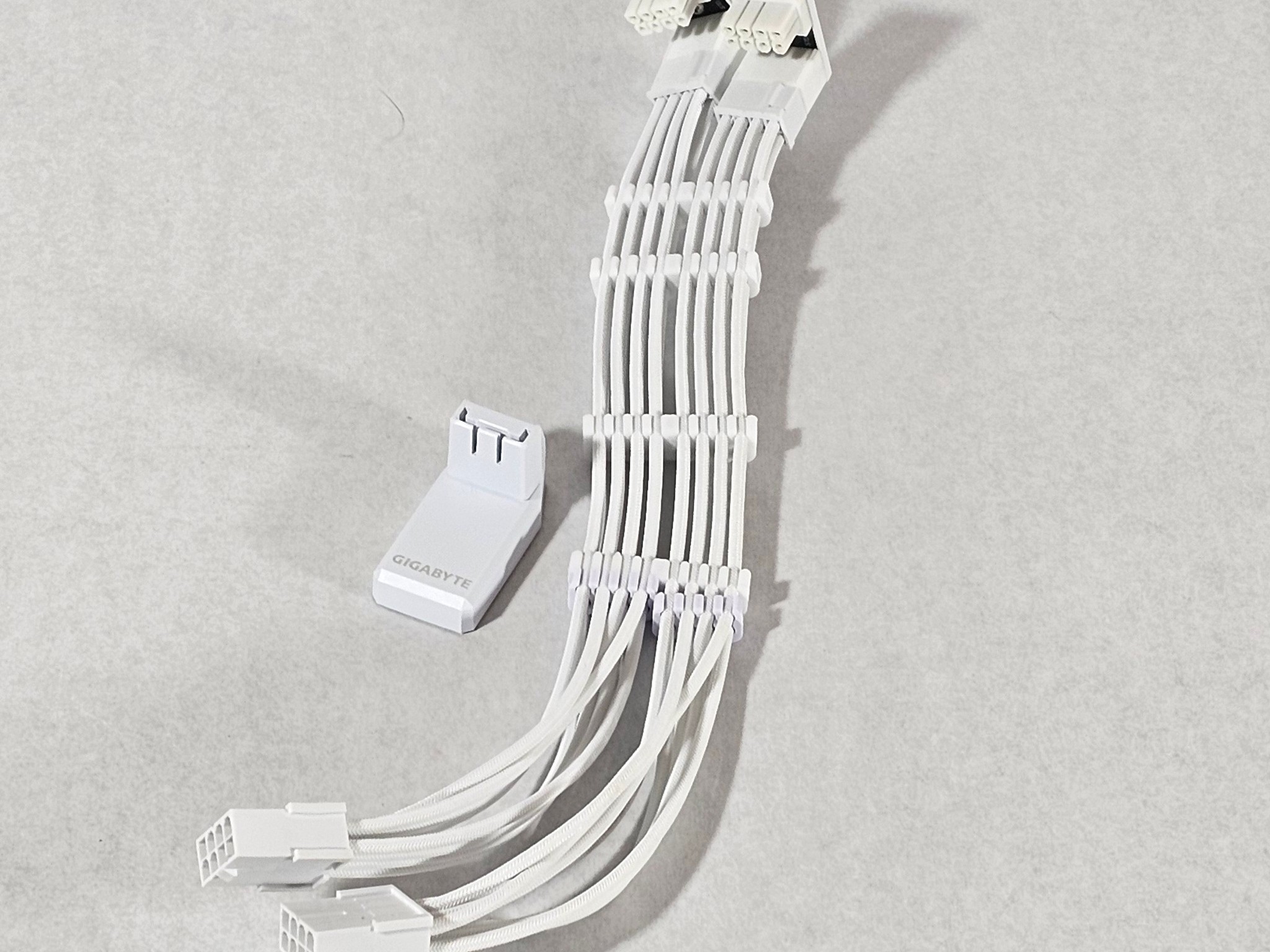 White 90 Degree GPU Cable Extension - Fully Tested