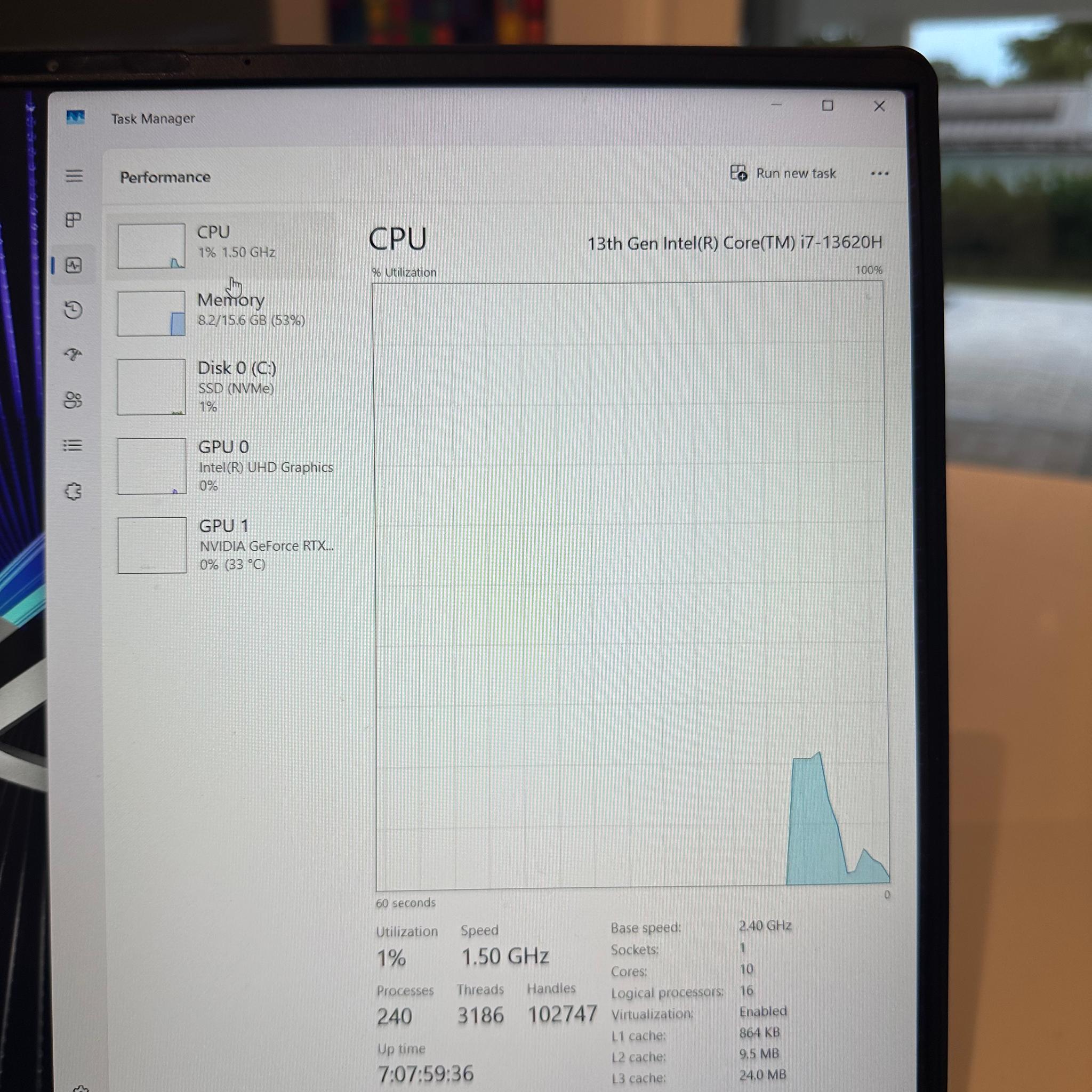 ASUS ROG Zephyrus G16 (GU603VI) - i7-13620H / RTX 4070 8GB / 16GB / 512GB SSD