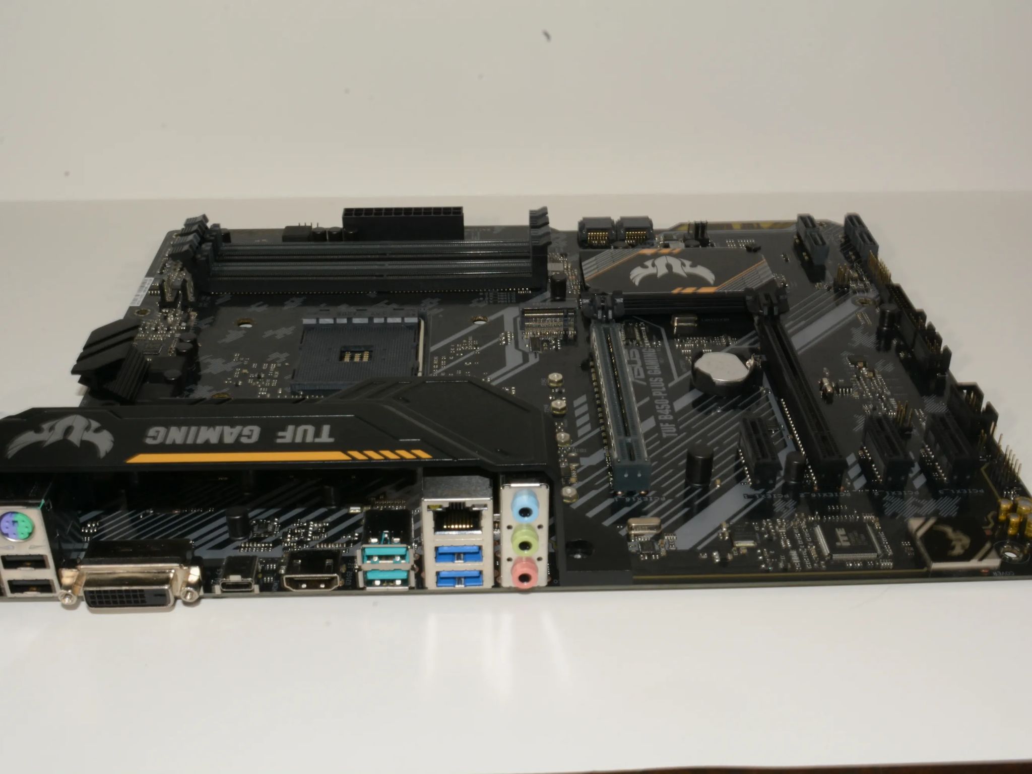 ASUS TUF B450-Plus Gaming Motherboard (ATX) AMD Ryzen 2 AM4 DDR4 HDMI DVI M.2