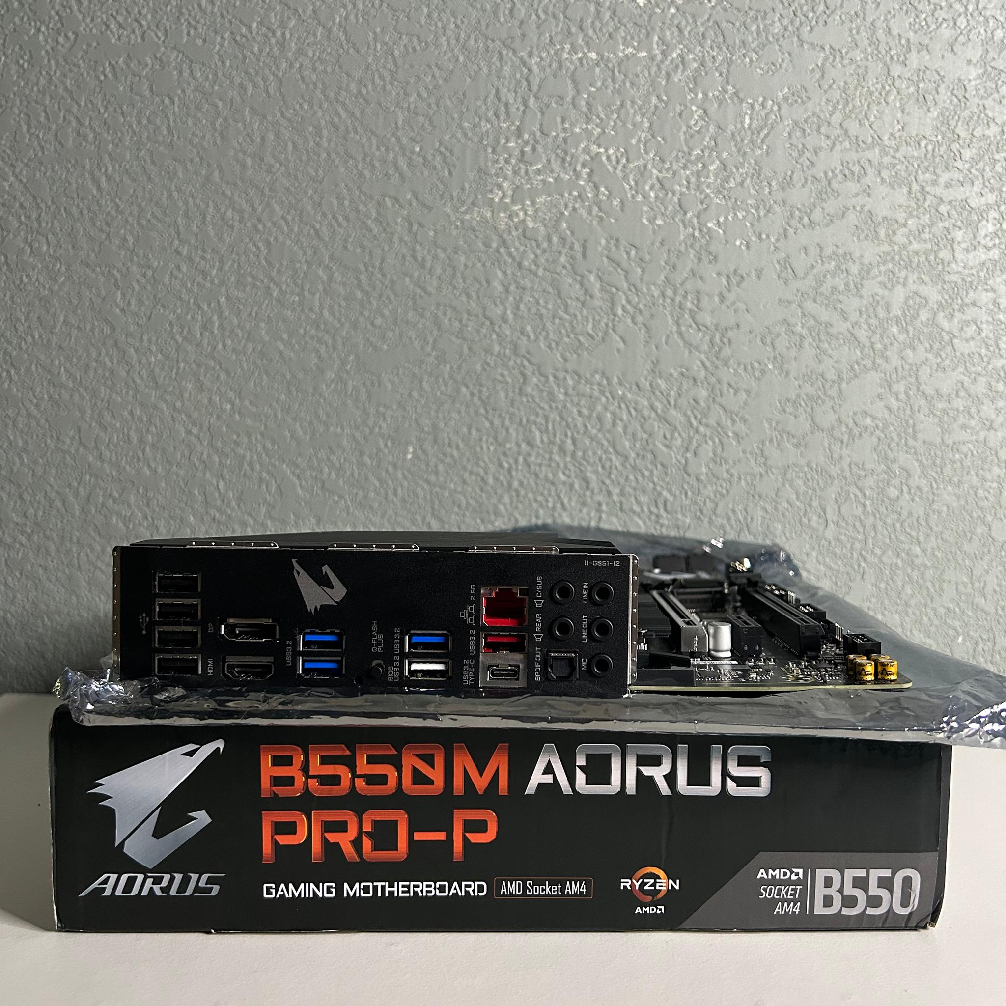 Gigabyte B550M AORUS PRO-P (AMD Ryzen 5000/B550/Micro ATX/M.2x2)