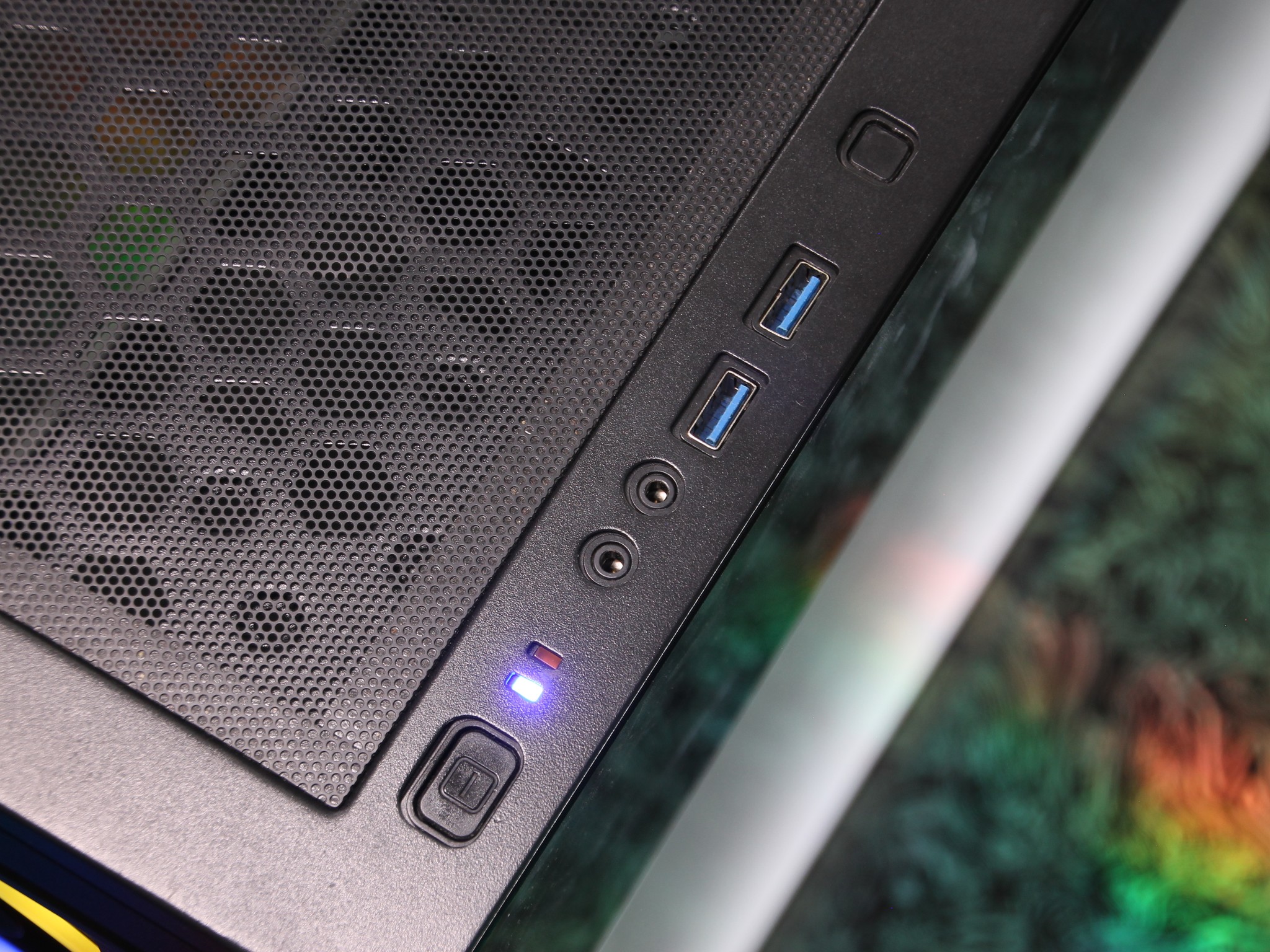 𝑽𝑰𝑷𝑬𝑹 // Core i5-12600K, RTX 5060 Ti 16GB // Upper Mid-Range Gaming PC
