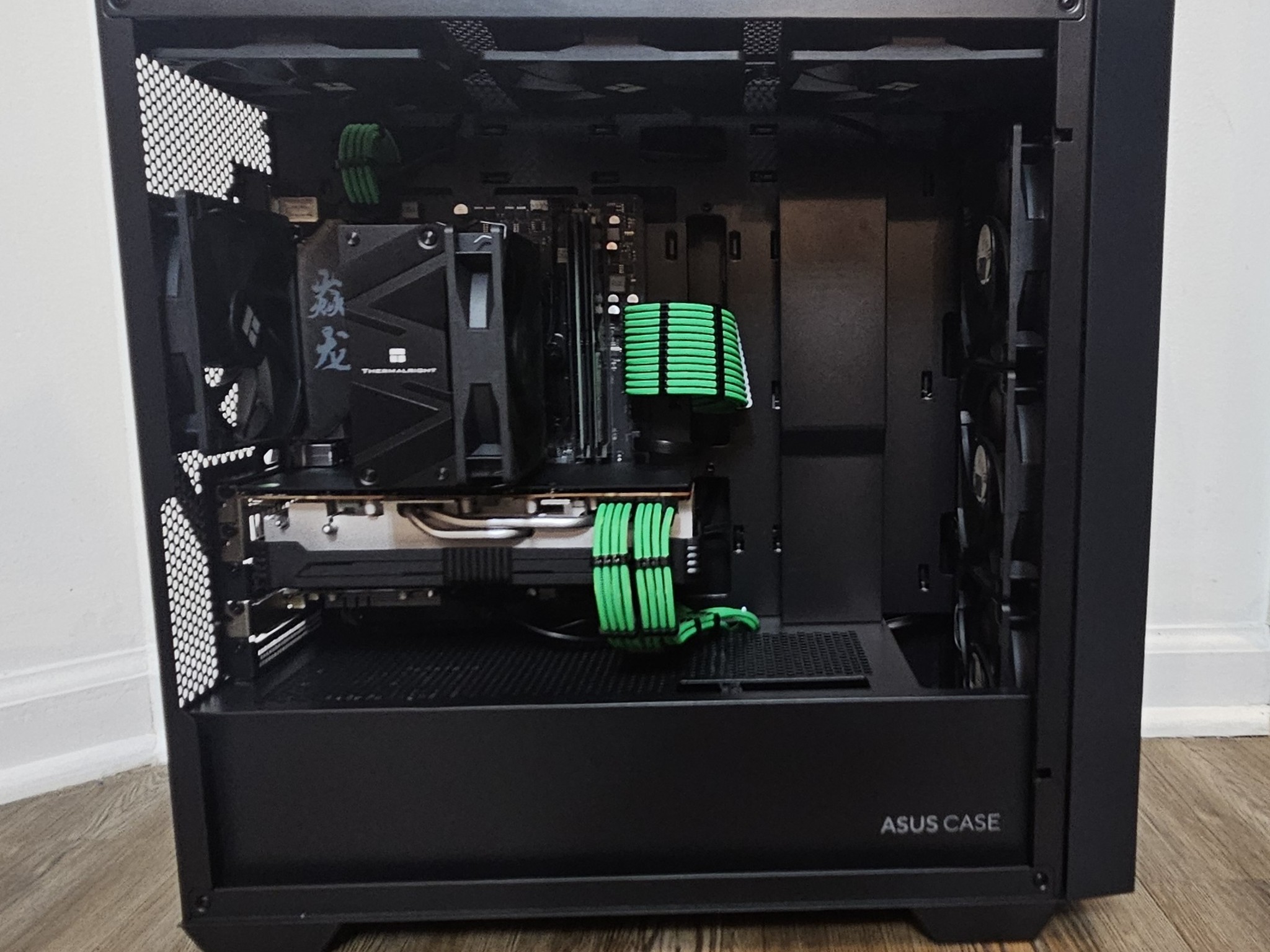 "Shadow Master" 1440p New Gaming PC Ryzen 5 5500 & Ryzen 5700XT