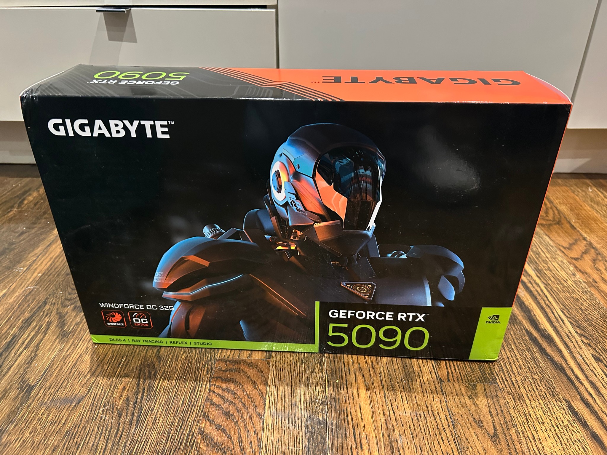 GIGABYTE GeForce RTX 5090 WINDFORCE OC 32G
