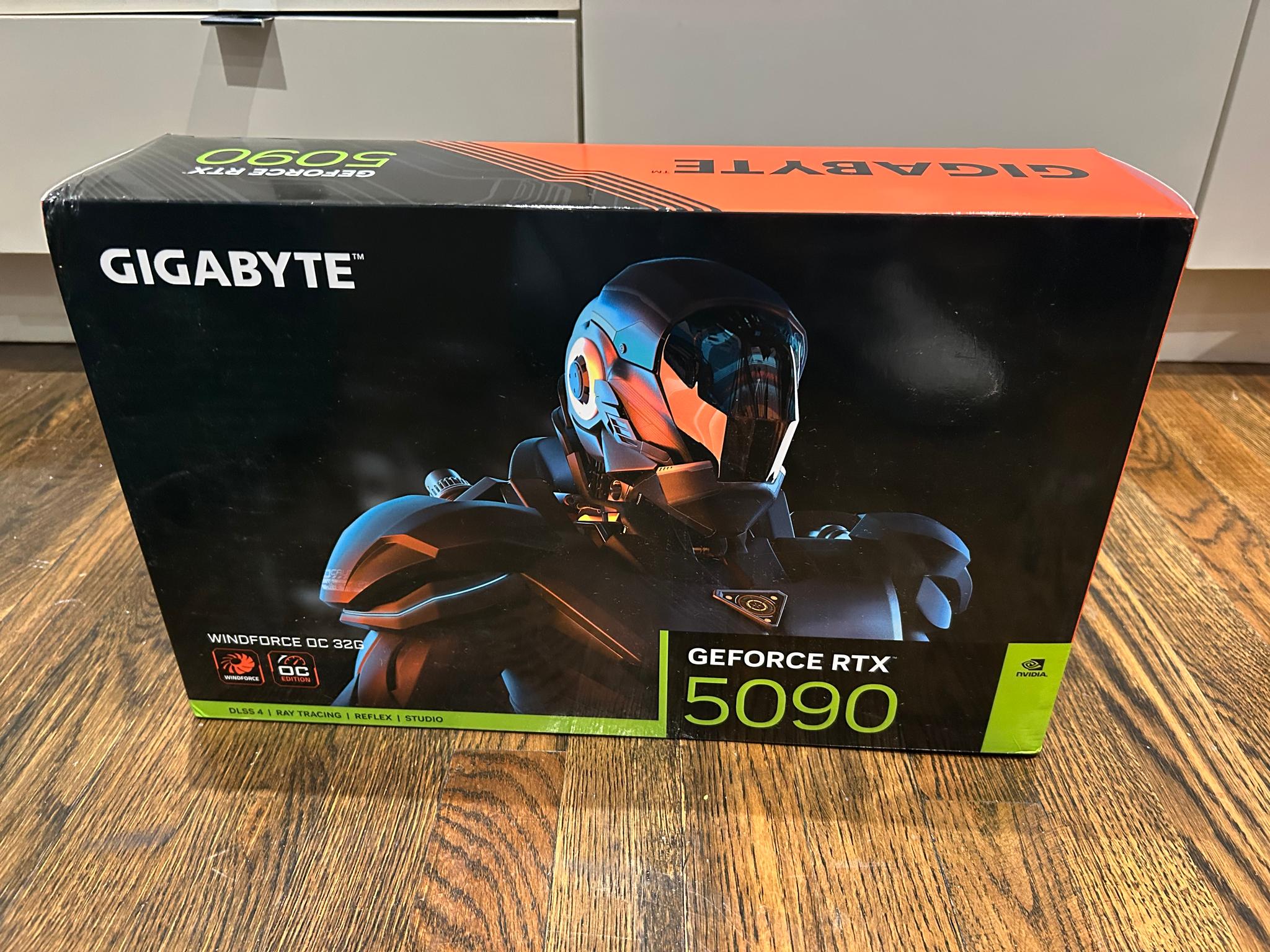 GIGABYTE GeForce RTX 5090 WINDFORCE OC 32G