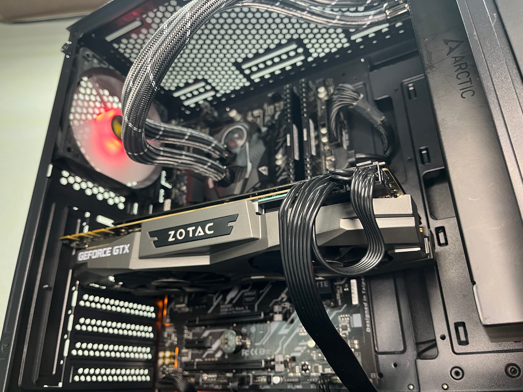 ARGB Gaming PC | i7 | GTX 1080 Ti |
