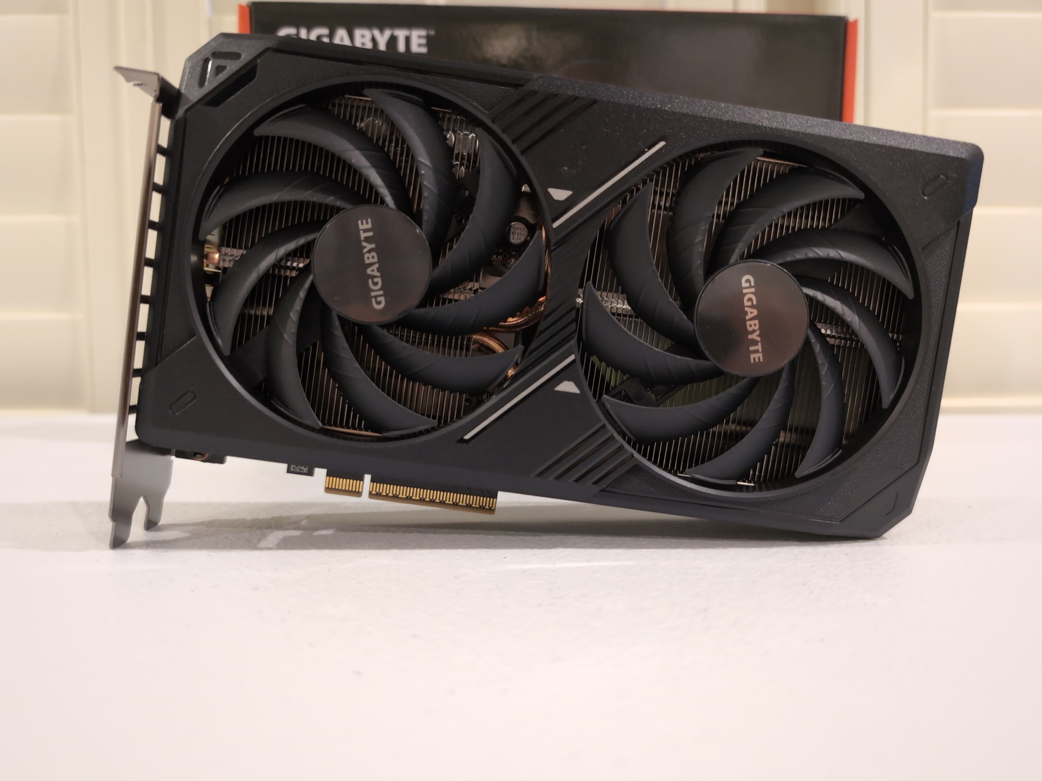 GIGABYTE GeForce RTX 5060 Ti WINDFORCE 16G