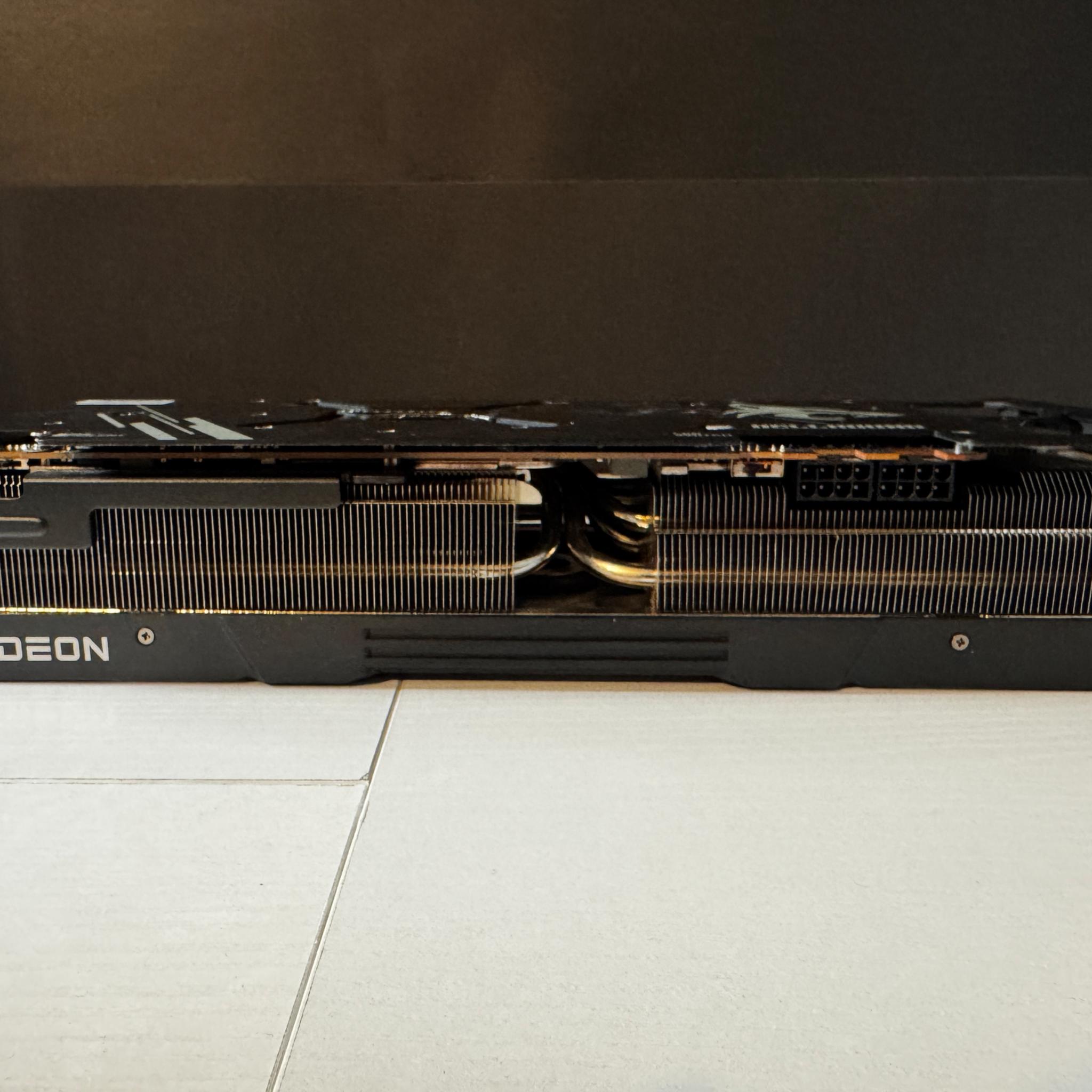 PowerColor Hellhound AMD Radeon RX 7900 XT OC 20GB GDDR6 Graphics Card LIKE NEW