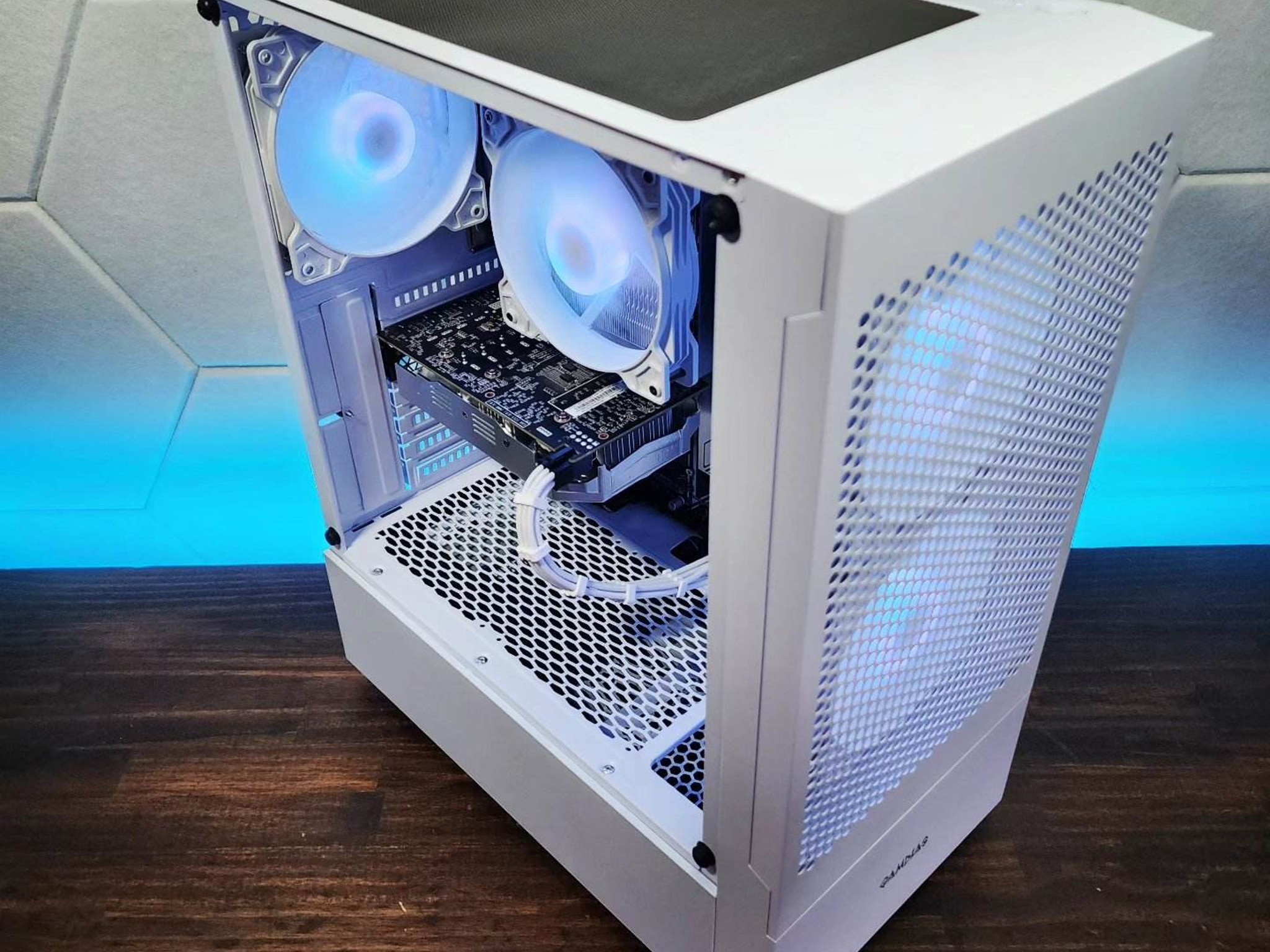 💙🤍💙 GTX 1060 6GB // Intel Core i3 10105F // Silicon Power 16GB 3200MHz