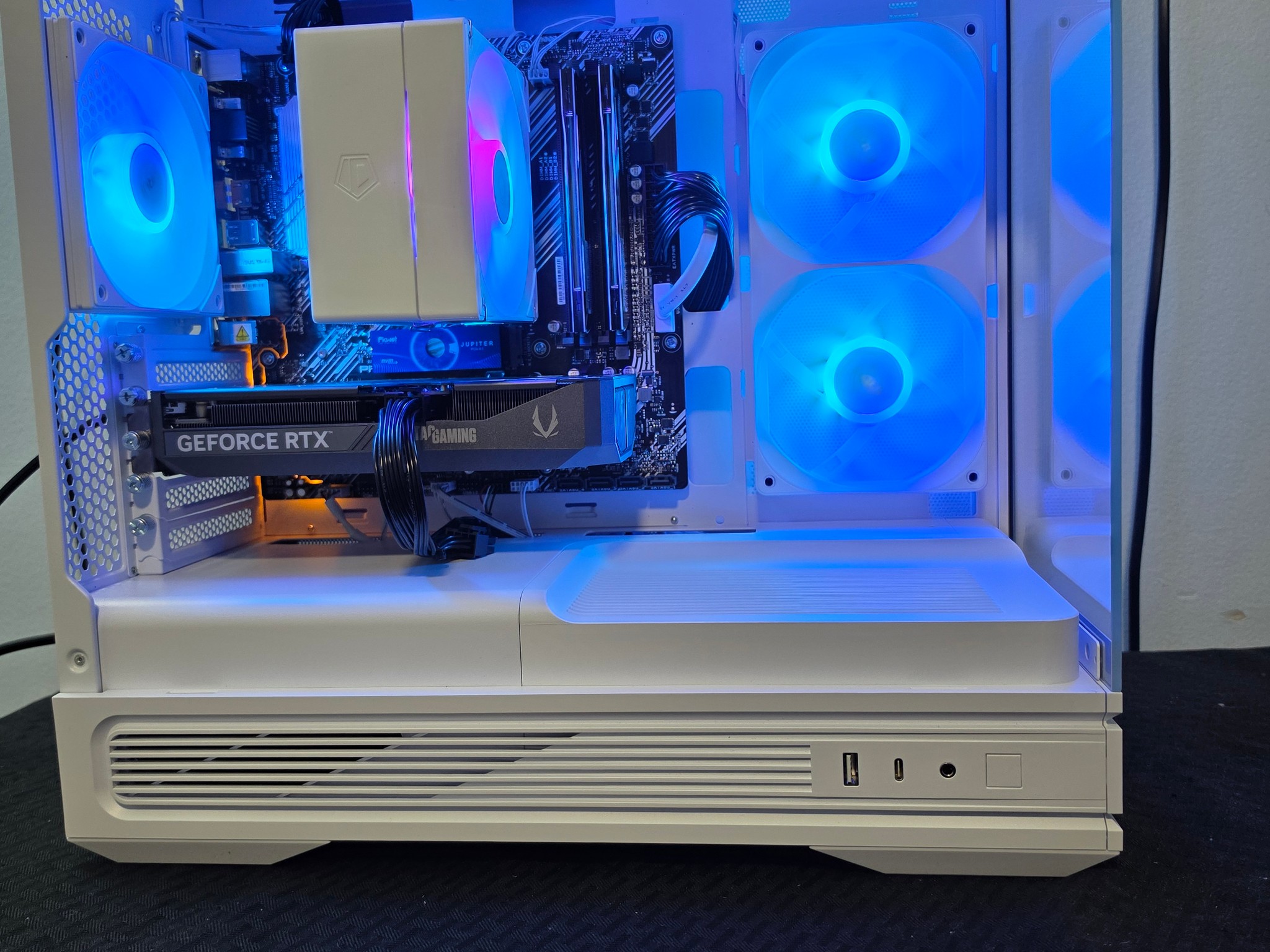 Nvidia Gaming PC RTX 5060ti 8GB-Ryzen 5 5600x-32GB DDR4-1 TB NVME