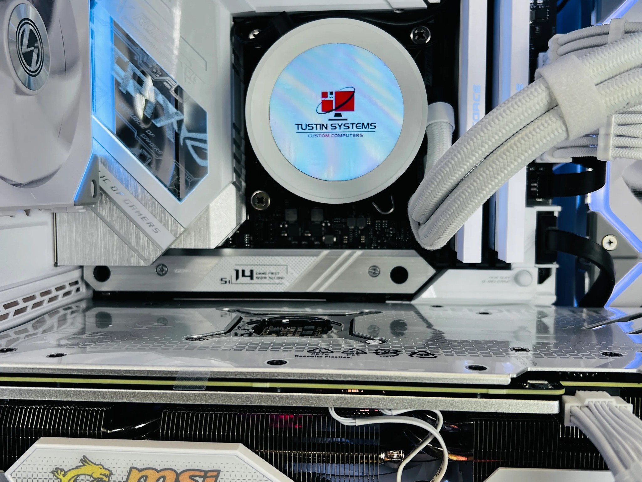 The Classic | i7 12700K RTX 4070 TI 32GB RAM 2TB M.2
