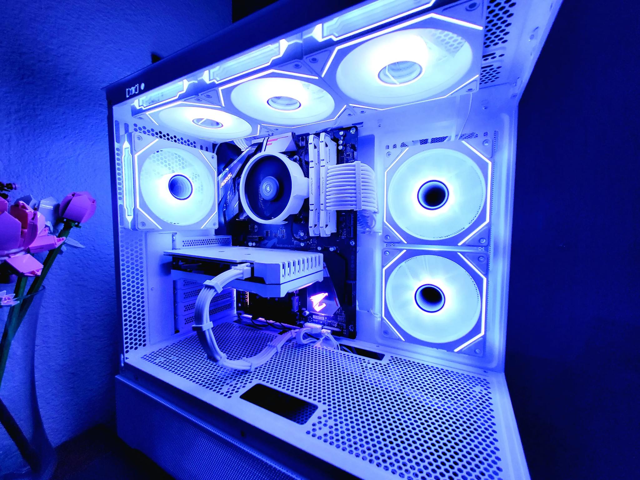 🔥Arctic Ember❄️ | RYZEN 5 + NVIDIA Gaming PC