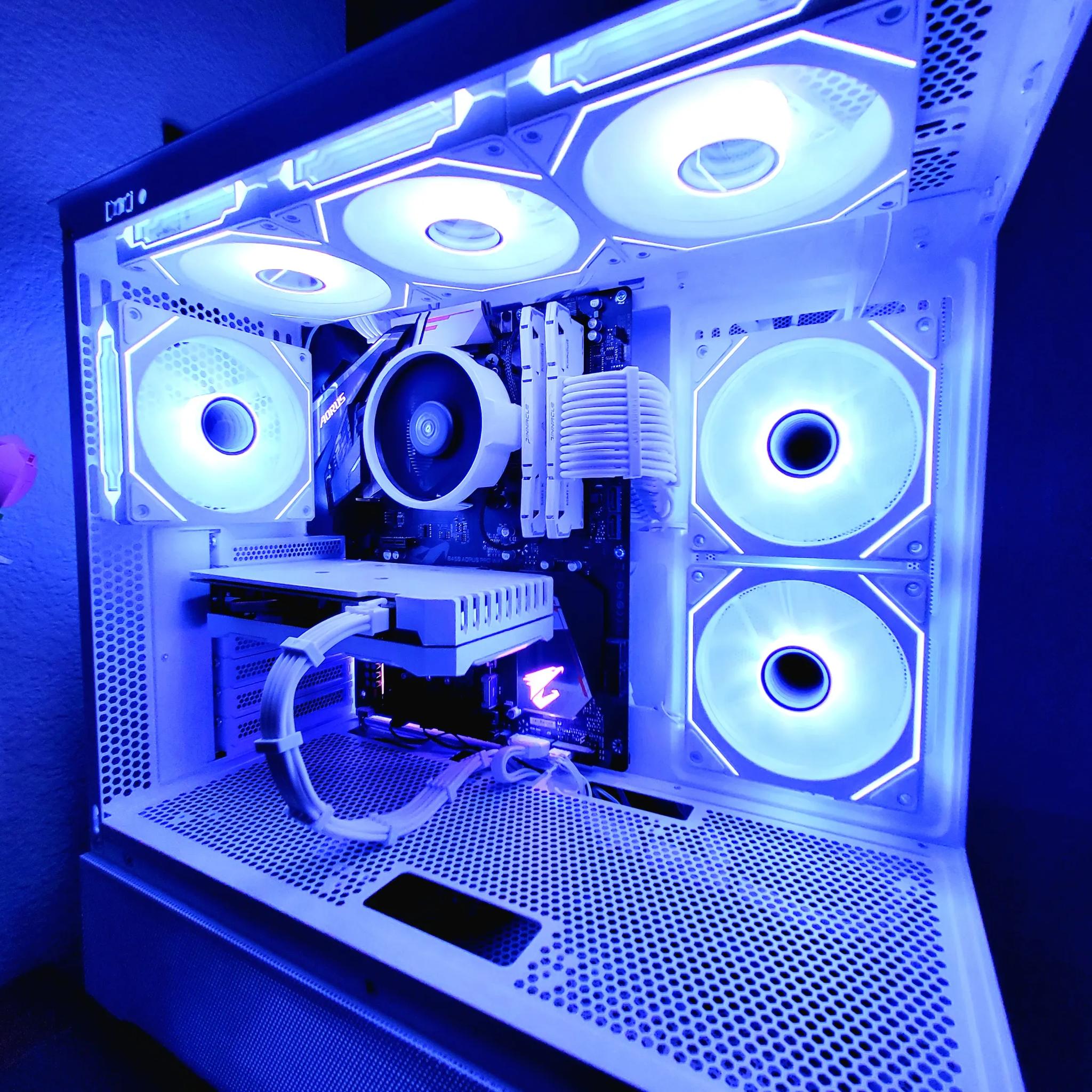 🔥Arctic Ember❄️ | RYZEN 5 + NVIDIA Gaming PC