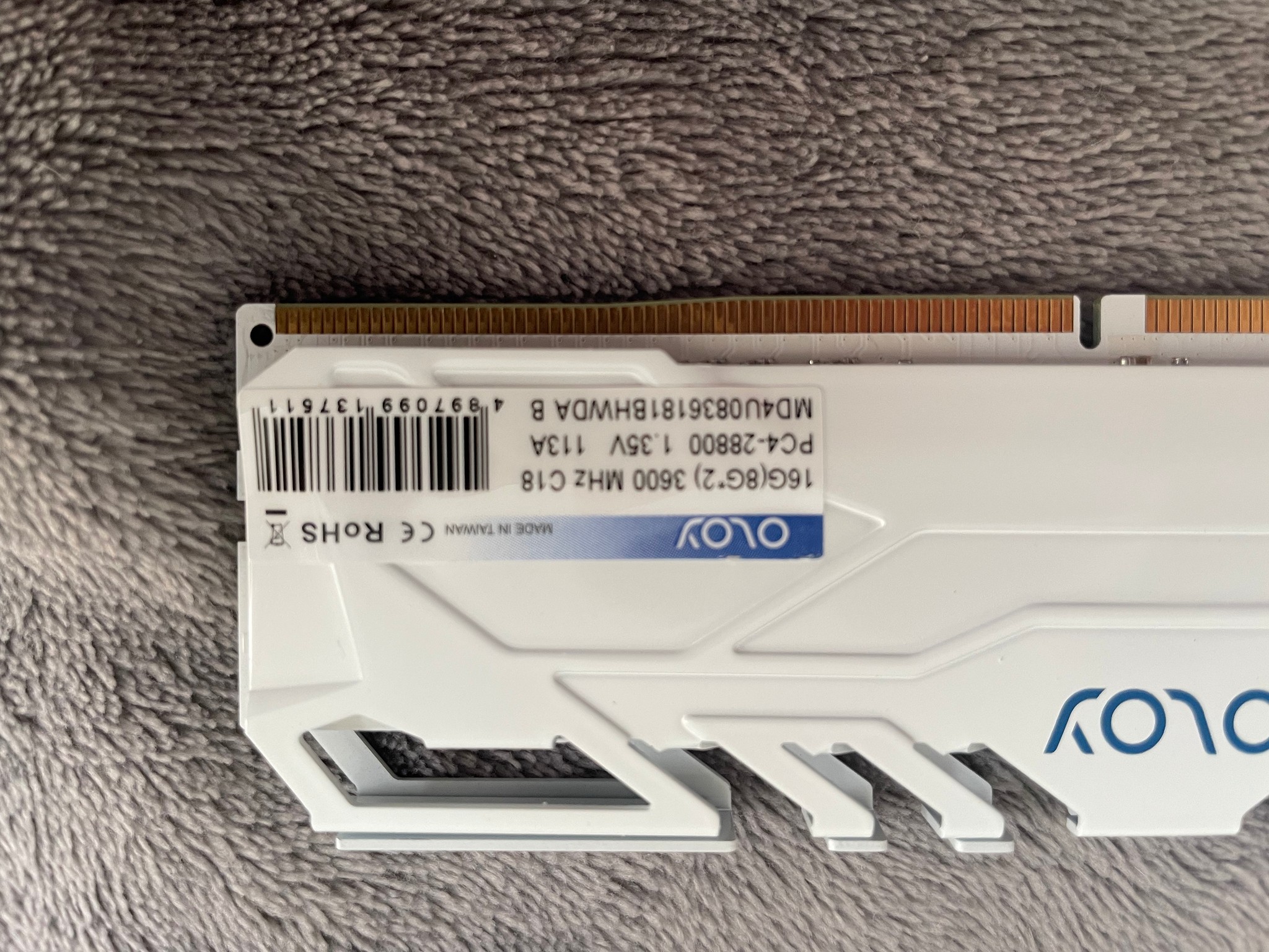 OLOY 2x8G 3600MHz CL18