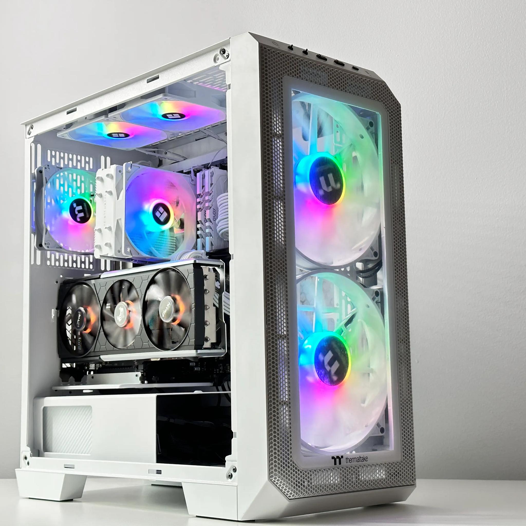 🌨️View 300🌨️AMD RX 5700 XT 8GB❄️Ryzen 5 5600X❄️16GB DDR4❄️1TB SSD NVME
