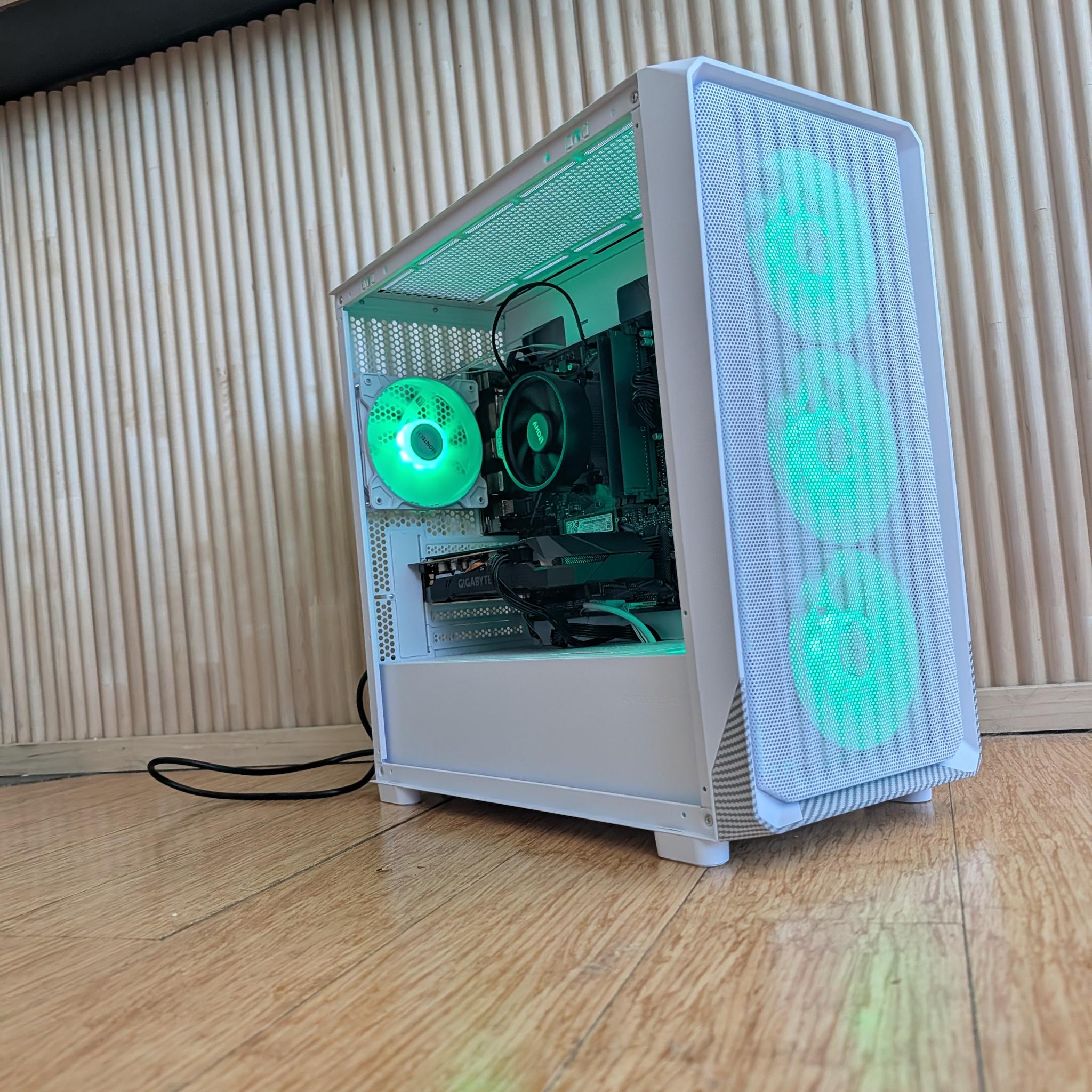 Custom Mid-range gaming PC | RTX 2060 | R5 5500 | 16GB | 512GB |