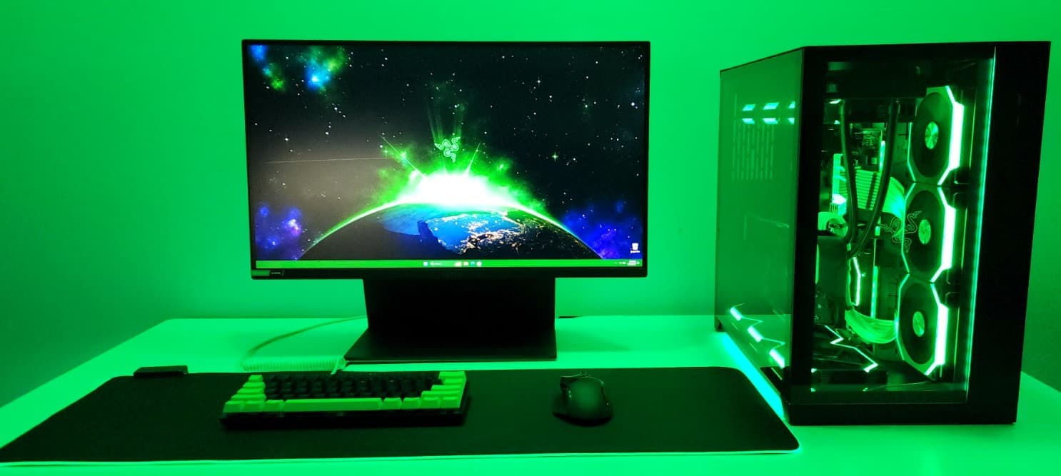 Limited Edition ALL RAZER/Lian Li Powerhouse PC!!!  5800X3D - 6950XT - 32GB - 2TB
