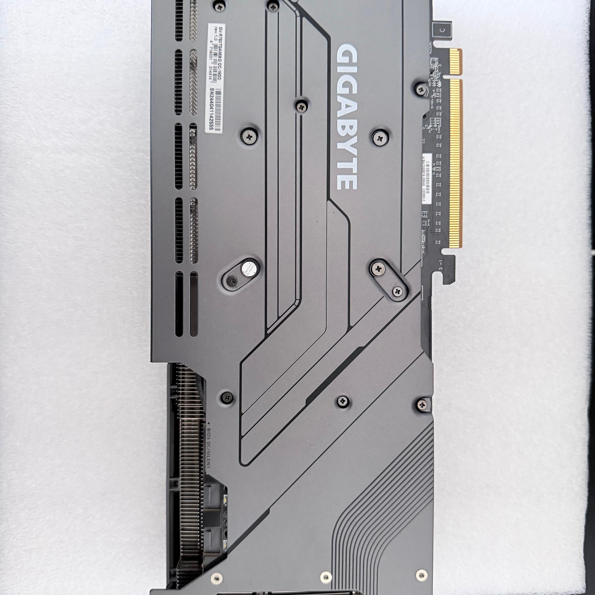 Gigabyte Radeon RX 7800 XT GAMING OC 16G