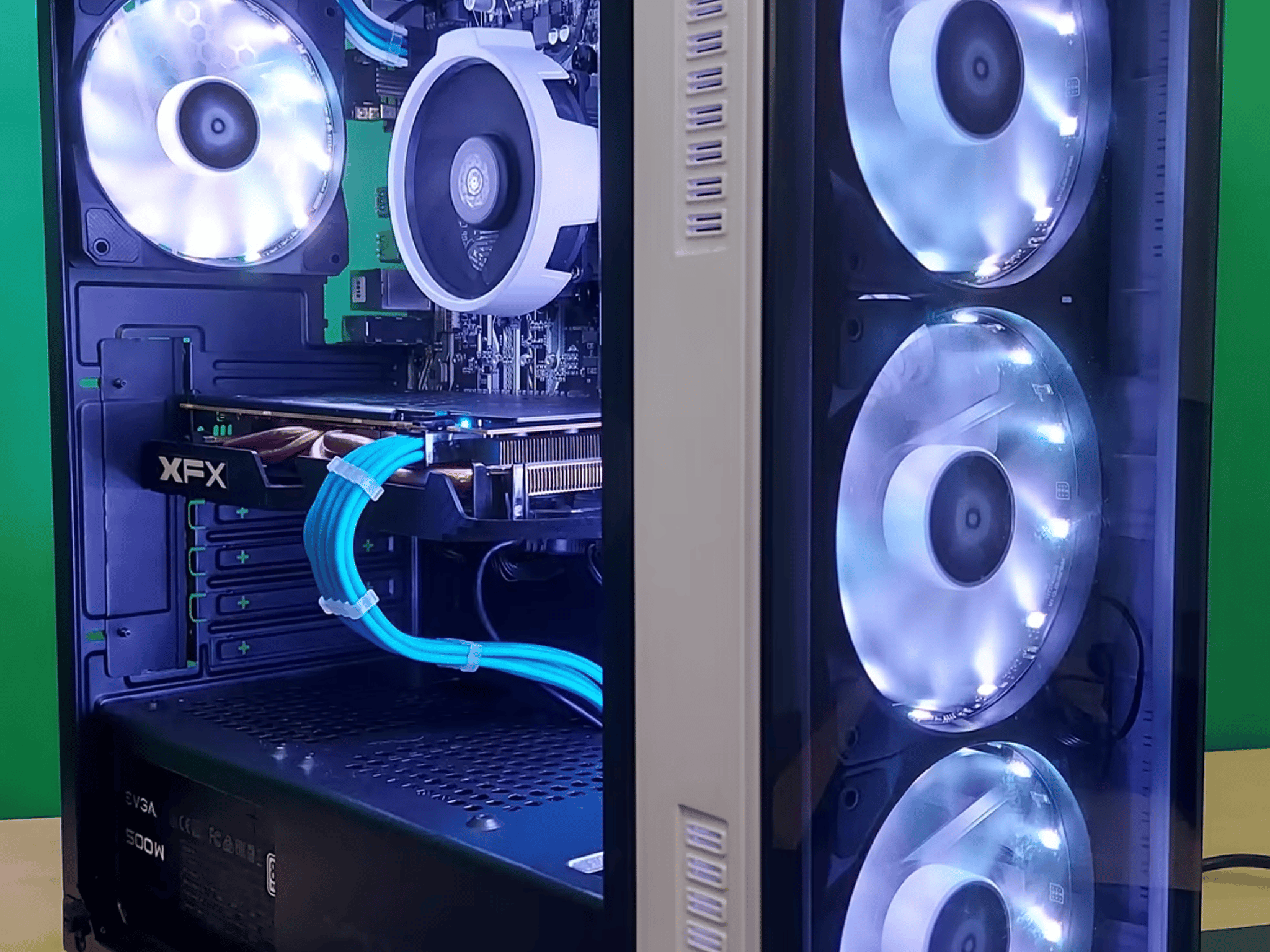 "Aura" Gaming PC - Ryzen 2600x, RX 580 8GB, 16GB RAM