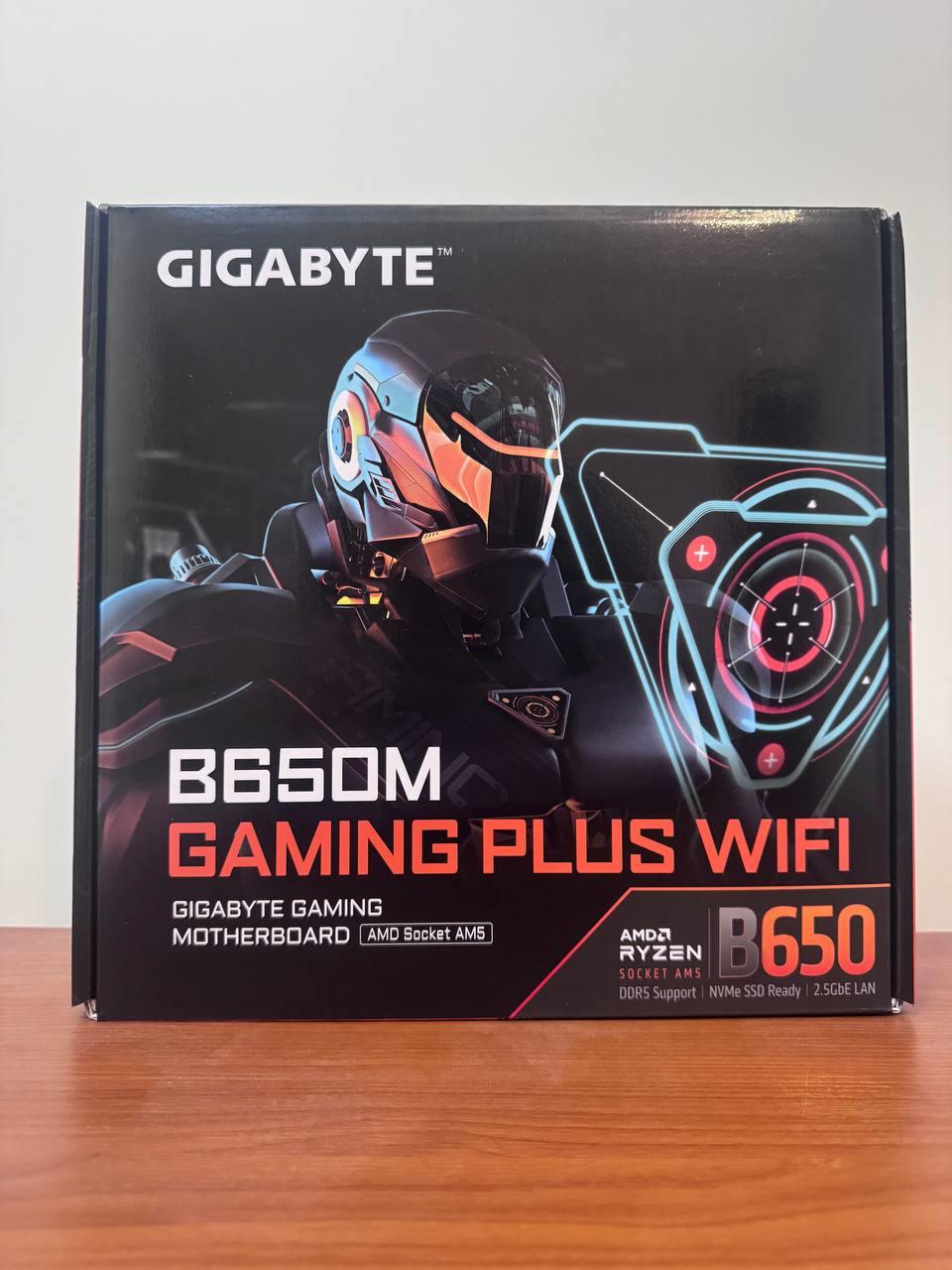 **Bundle** GIGABYTE B650M GAMING PLUS WIFI AM5 + CORSAIR Vengeance RGB 32GB (2x16GB) RAM DDR5