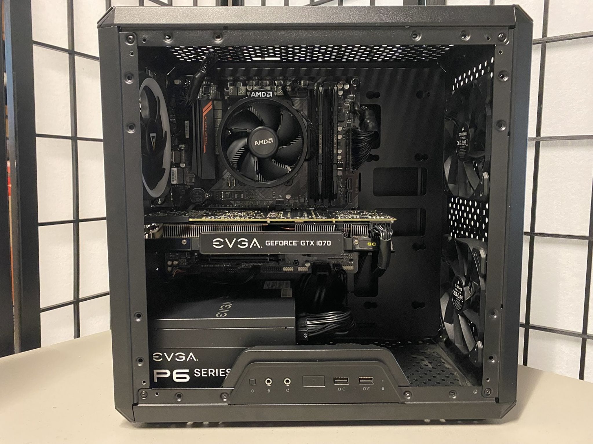 EVGA GTX 1070 SC (8gb), AMD Ryzen 5 3400g, DDR4 3000MHz 16GB (8x2), 500GB NVMe, 750W Platinum