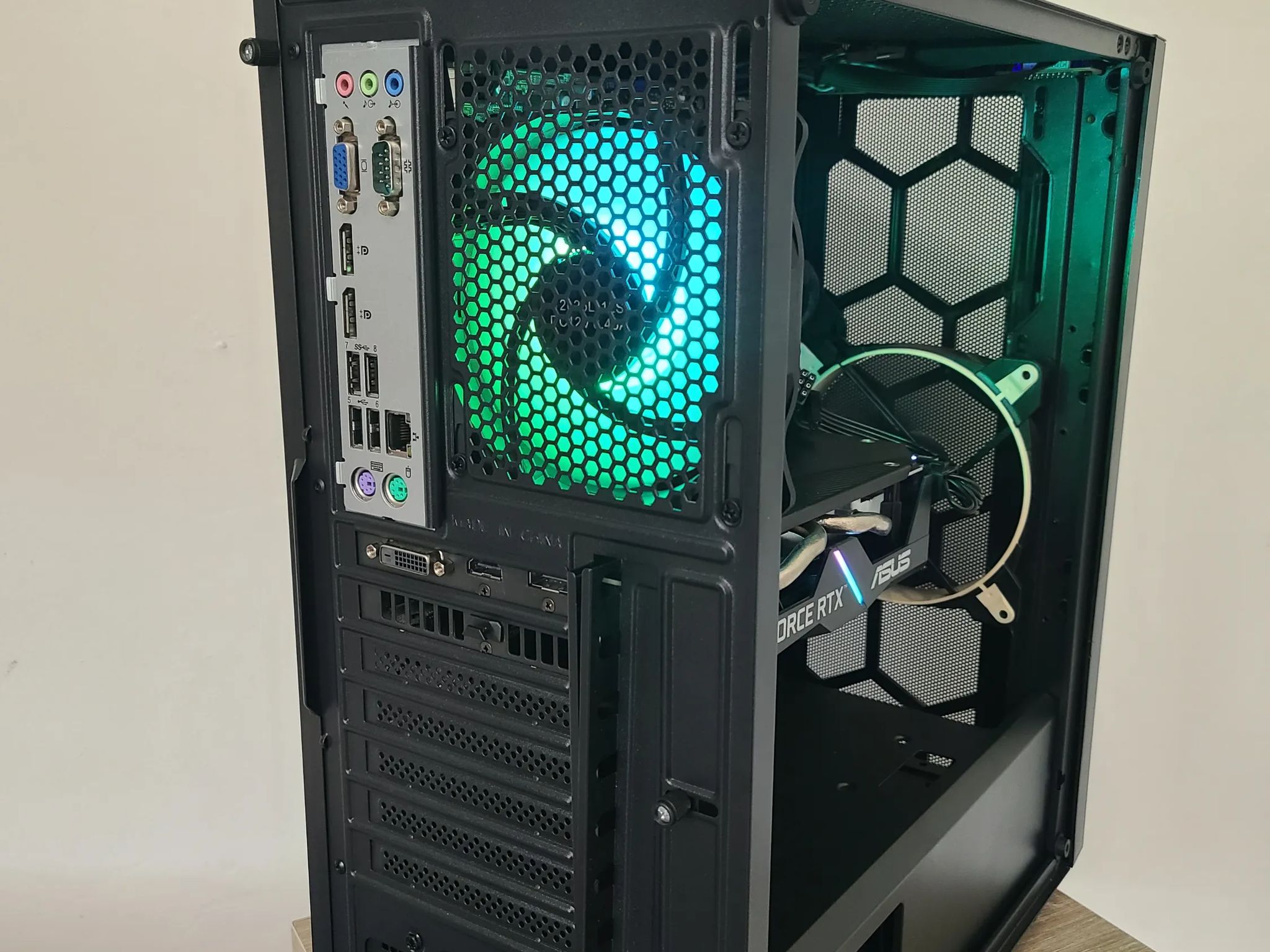 Ryzen 7 | RTX 2060 | 16GB Ram | 500GB SSD