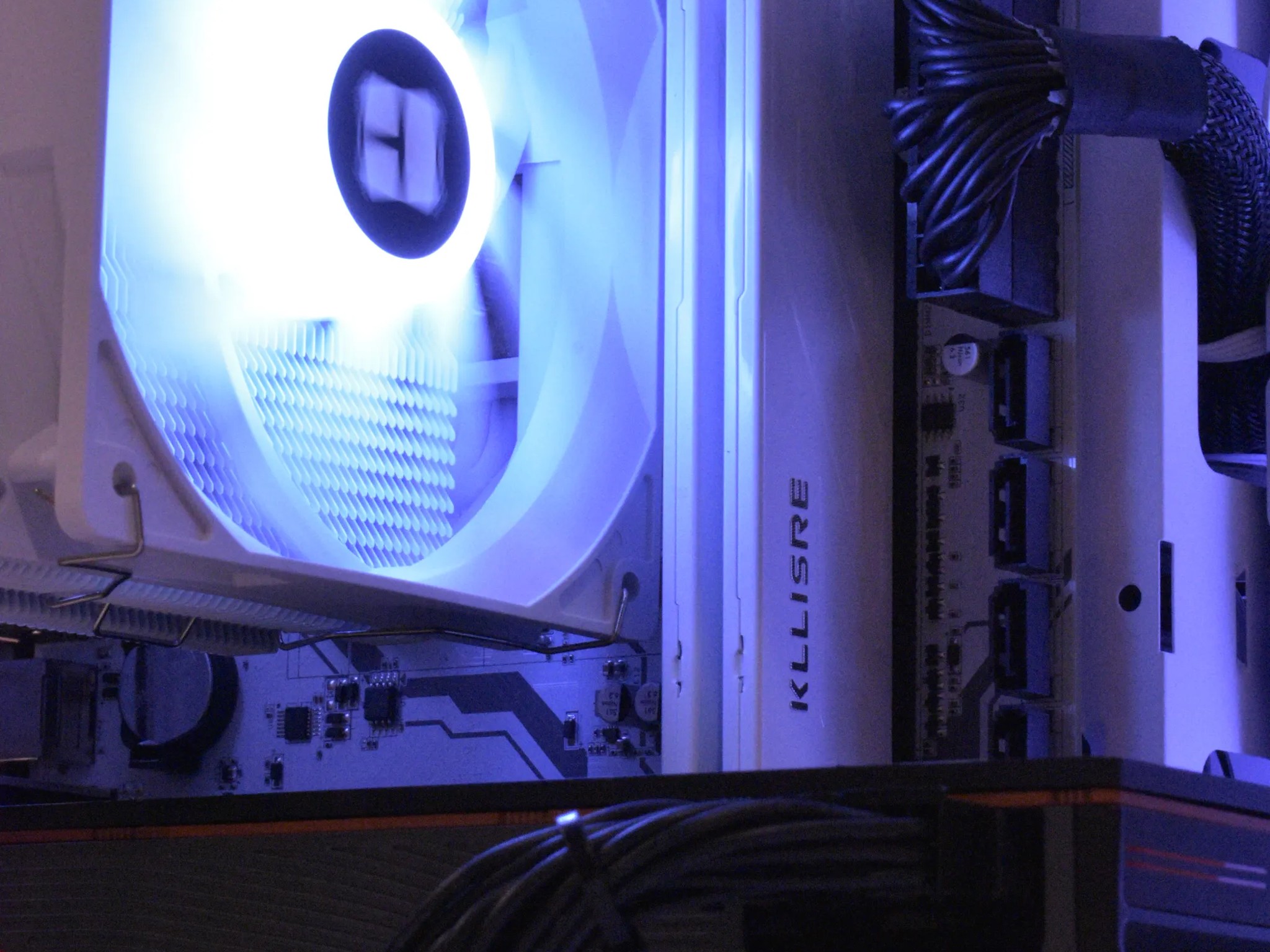 🕹️Value Gamer🕹️ Ryzen 5 3600 | AMD RX 5700XT 8GB | 32GB Ram 3200mhz | 1TB nVME SSD | Win11 Pro