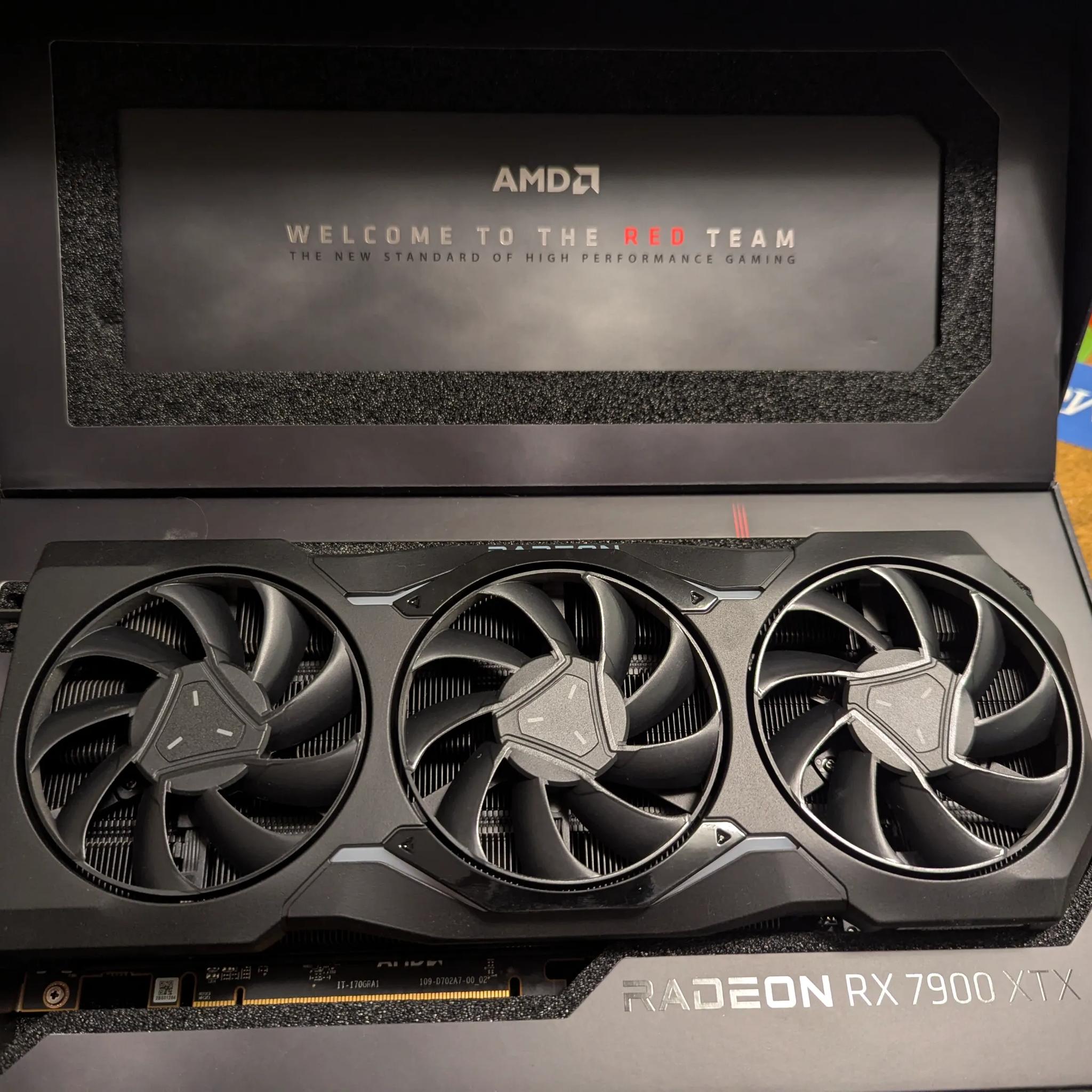 AMD Radeon RX 7900 XTX