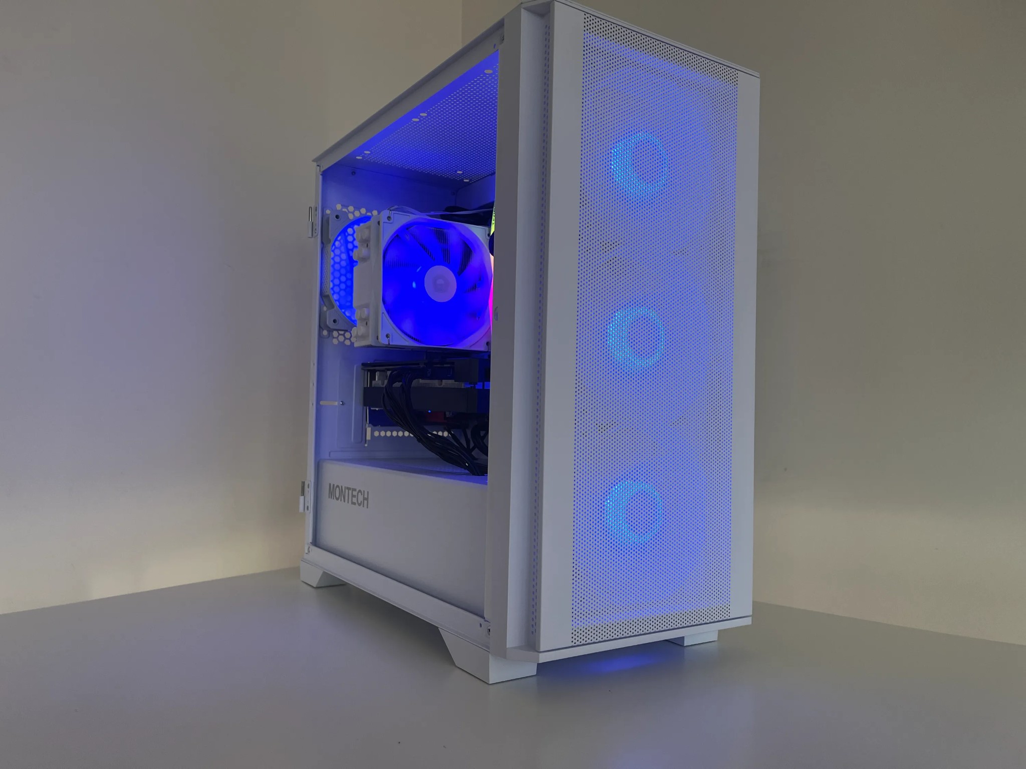 RTX 3060m / Ryzen 5 5500 | WIFI | 32GB Ram | 1TB SSD | Windows 11 Activated