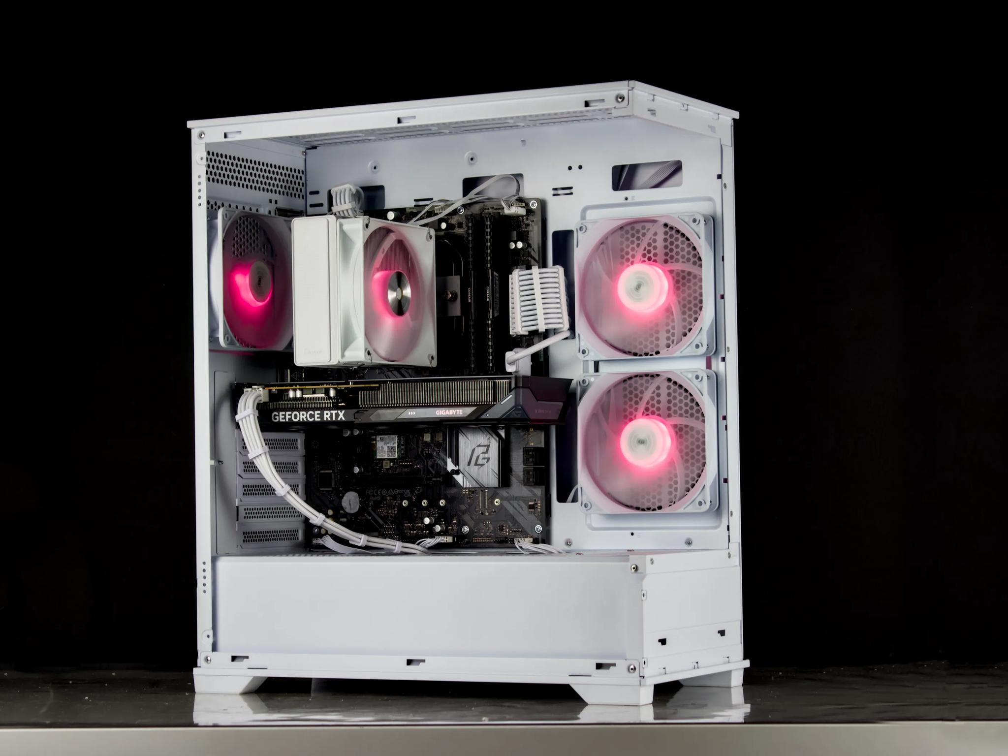 Clean White Gaming PC – RTX 5060, Ryzen 5 5600X, 32GB, 1TB SSD - RGB, WiFi, BlueTooth