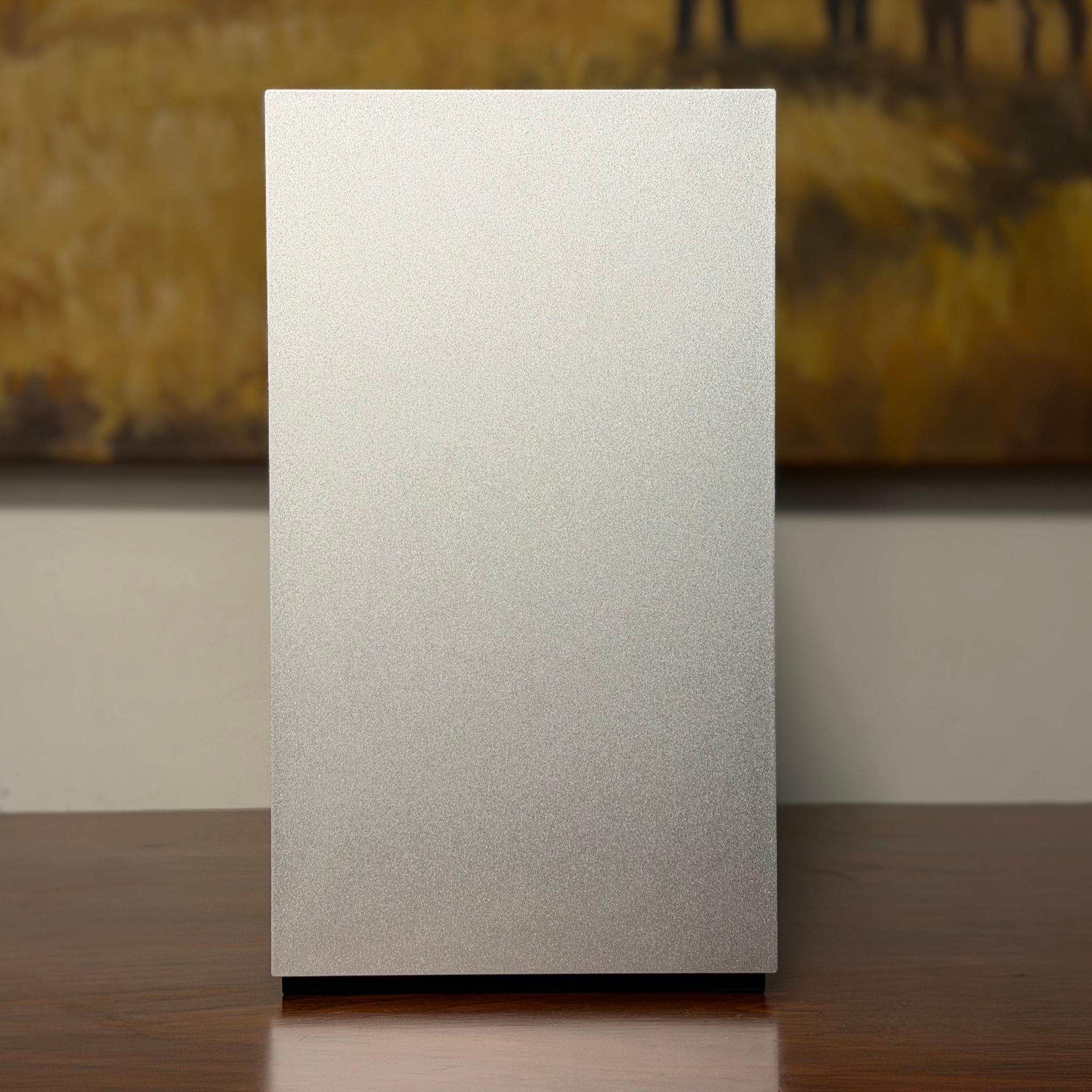 Custom SFF 9900X / 9070XT