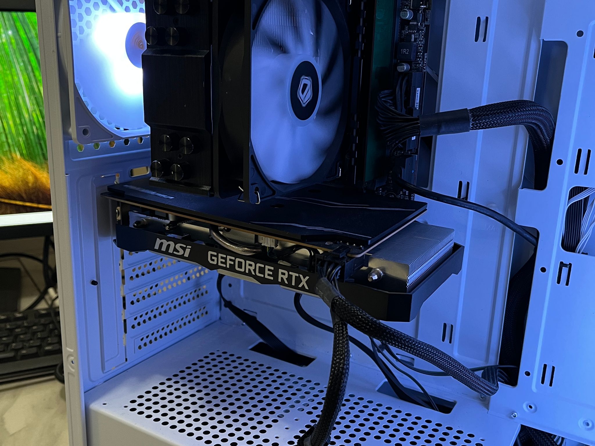 🟠🔥NVIDIA RTX 2070, Intel i7-7700k, 12GB RAM, 500 GB SSD, High Performance RGB Gaming PC 🖥️🟢