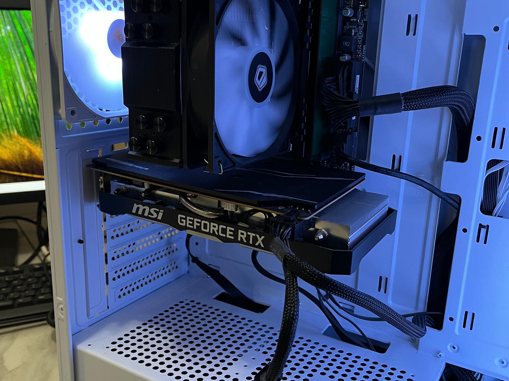 🟠🔥NVIDIA RTX 2070, Intel i7-7700k, 12GB RAM, 500 GB SSD, High Performance RGB Gaming PC 🖥️🟢