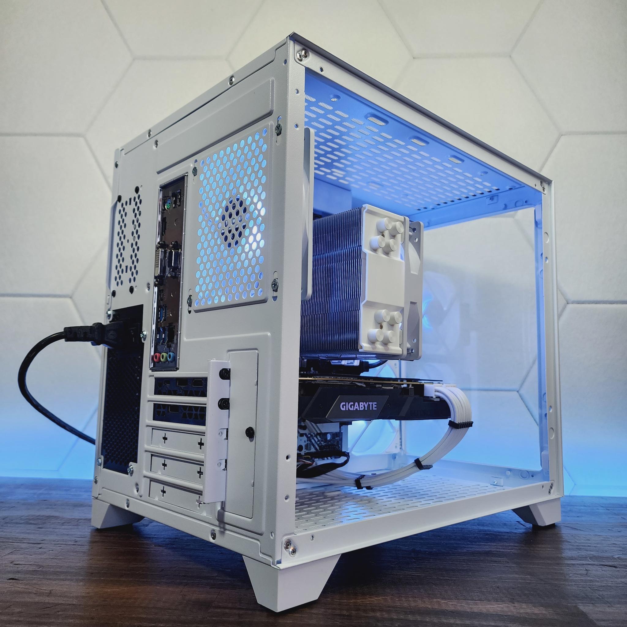 💙🤍💙 Gigabyte RTX 2080 // Intel Core i5 9600K // Timetec 16GB 3600MHz*