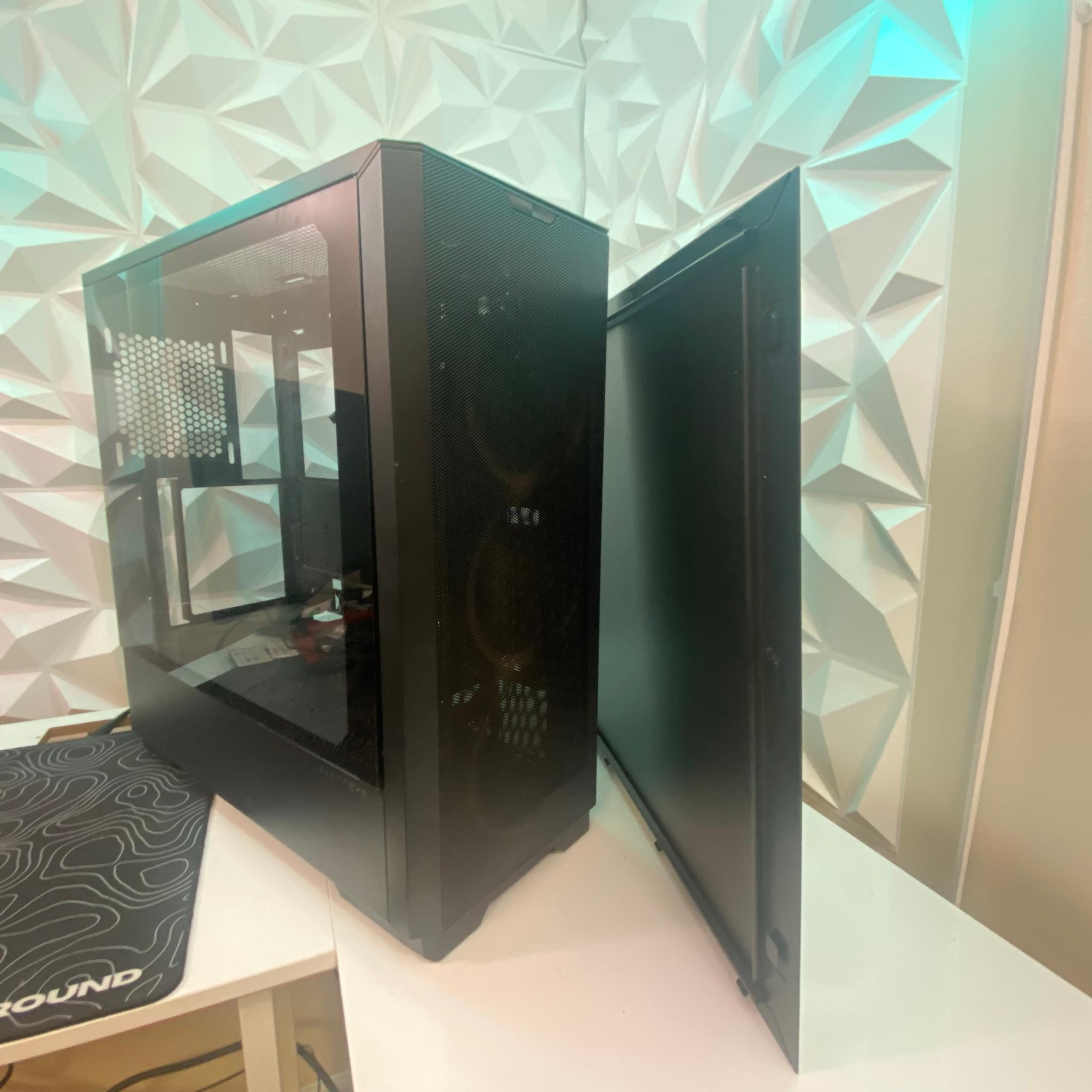Black ATX Mid-Tower PC Case (Used, Missing Back Panel)