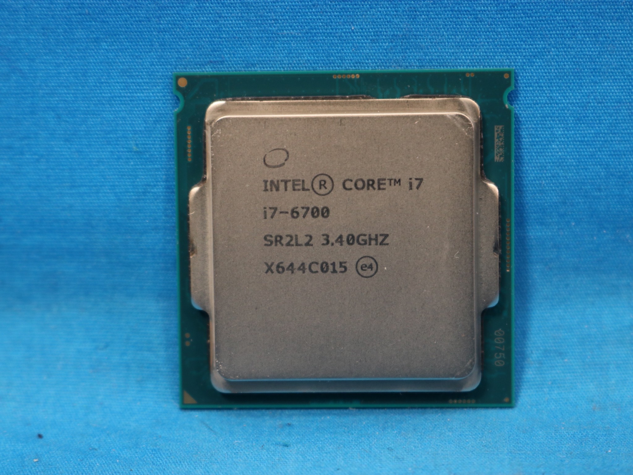 Intel Core i7-6700 3.40GHz LGA1151/Socket H4 Quad-Core 8MB Desktop CPU SR2L2