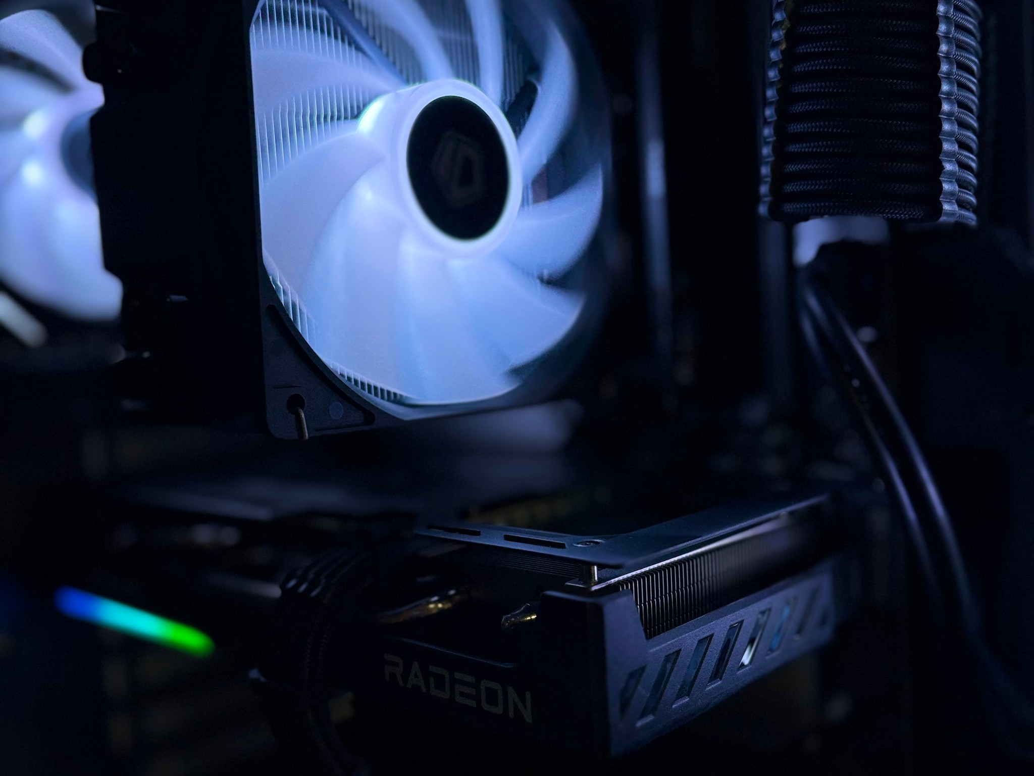 1440p Streaming/Gaming PC|RX 9060XT 16GB|Ryzen 5 7600x|1 TB M.2 SSD
