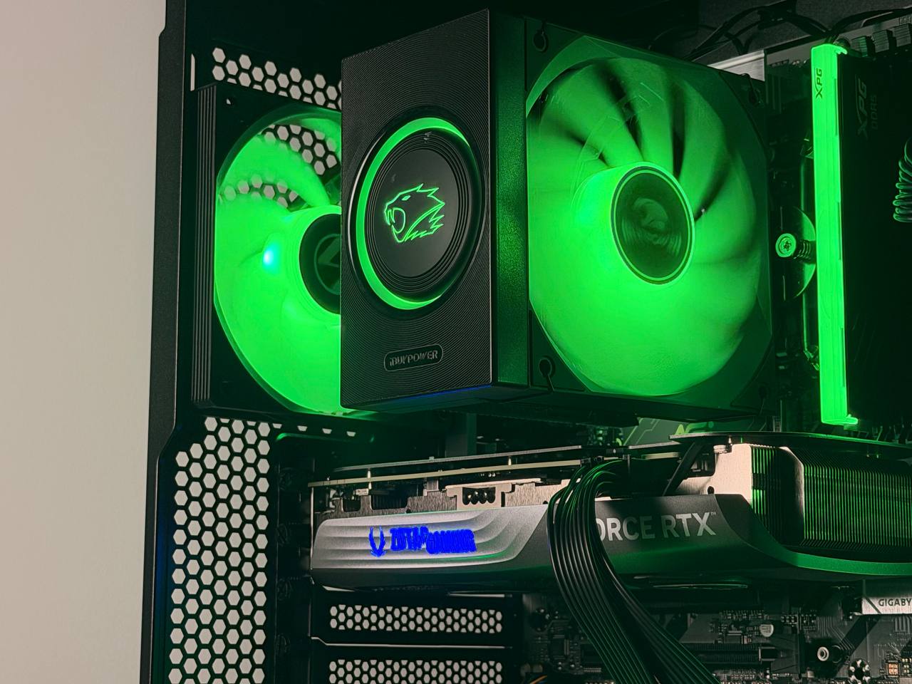 FREE SHIP 🖤🌈 Black RGB Gaming PC | RTX 4070 W/ WARRANTY | Core 5 225F | 1TB NVME SSD | 16 GB DDR5