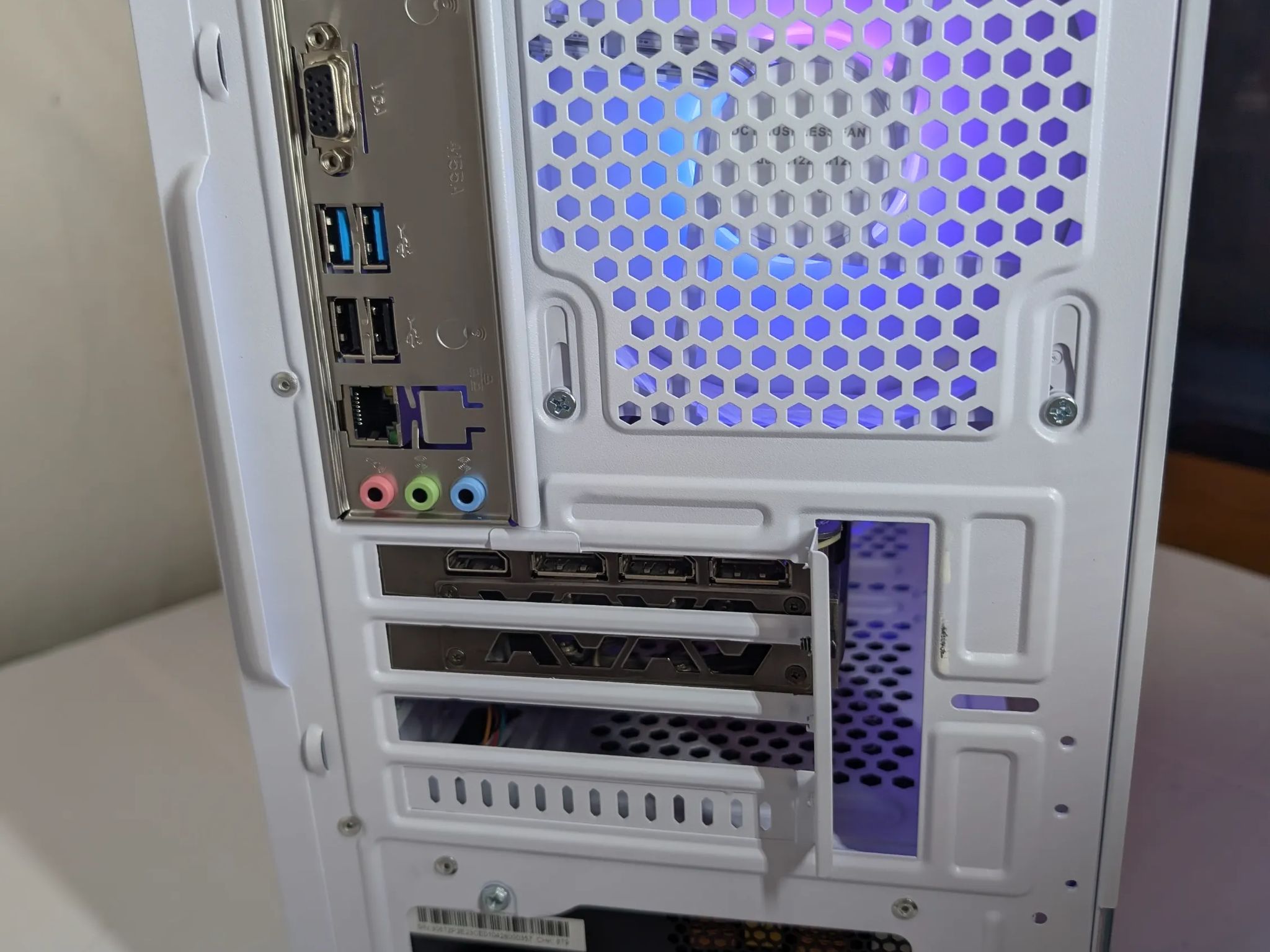 ALL WHITE | RTX 3070 | RYZEN 5 5600X | 16GB DDR4 | 500GB NVME