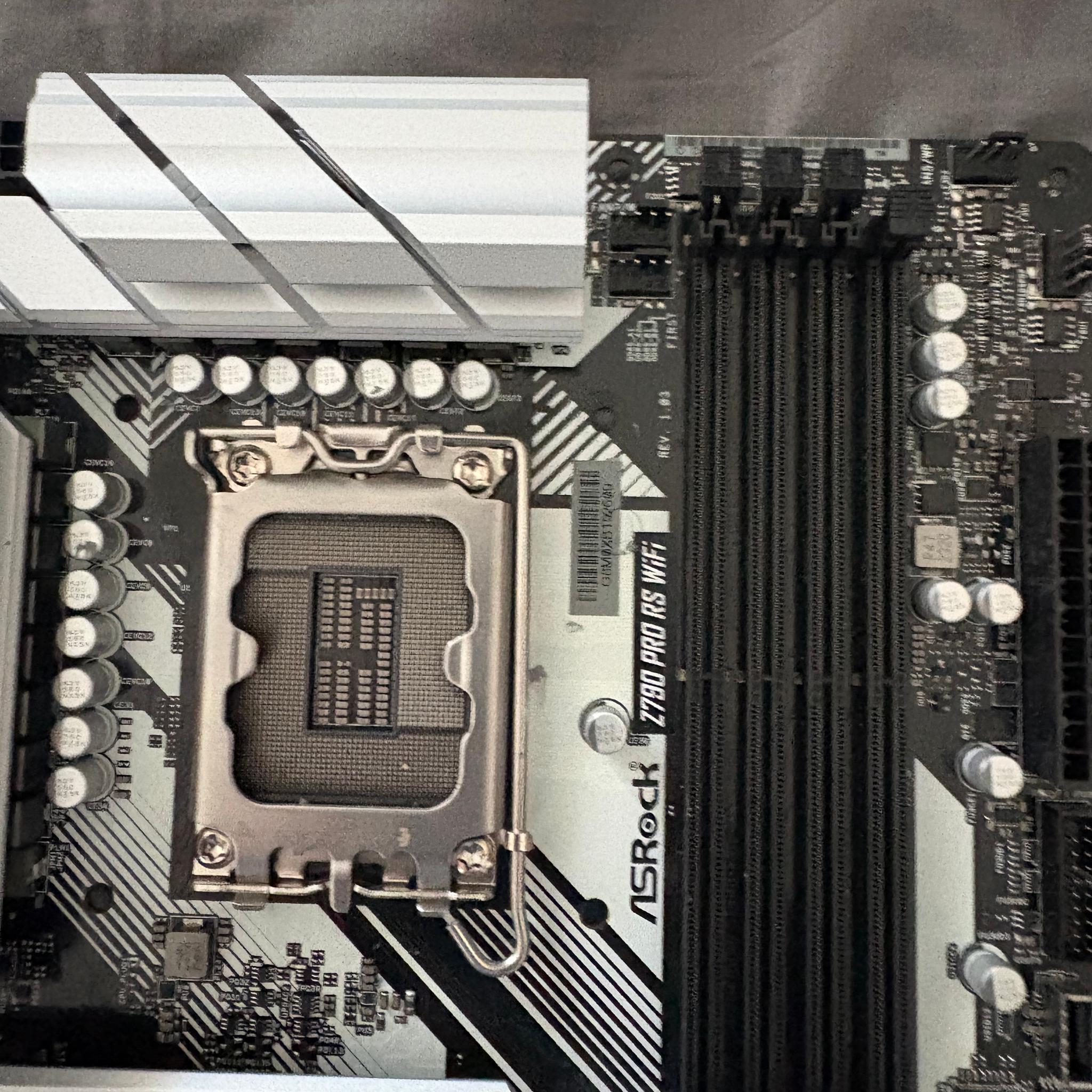 Z790 Intel 12-14th Gen motherboard