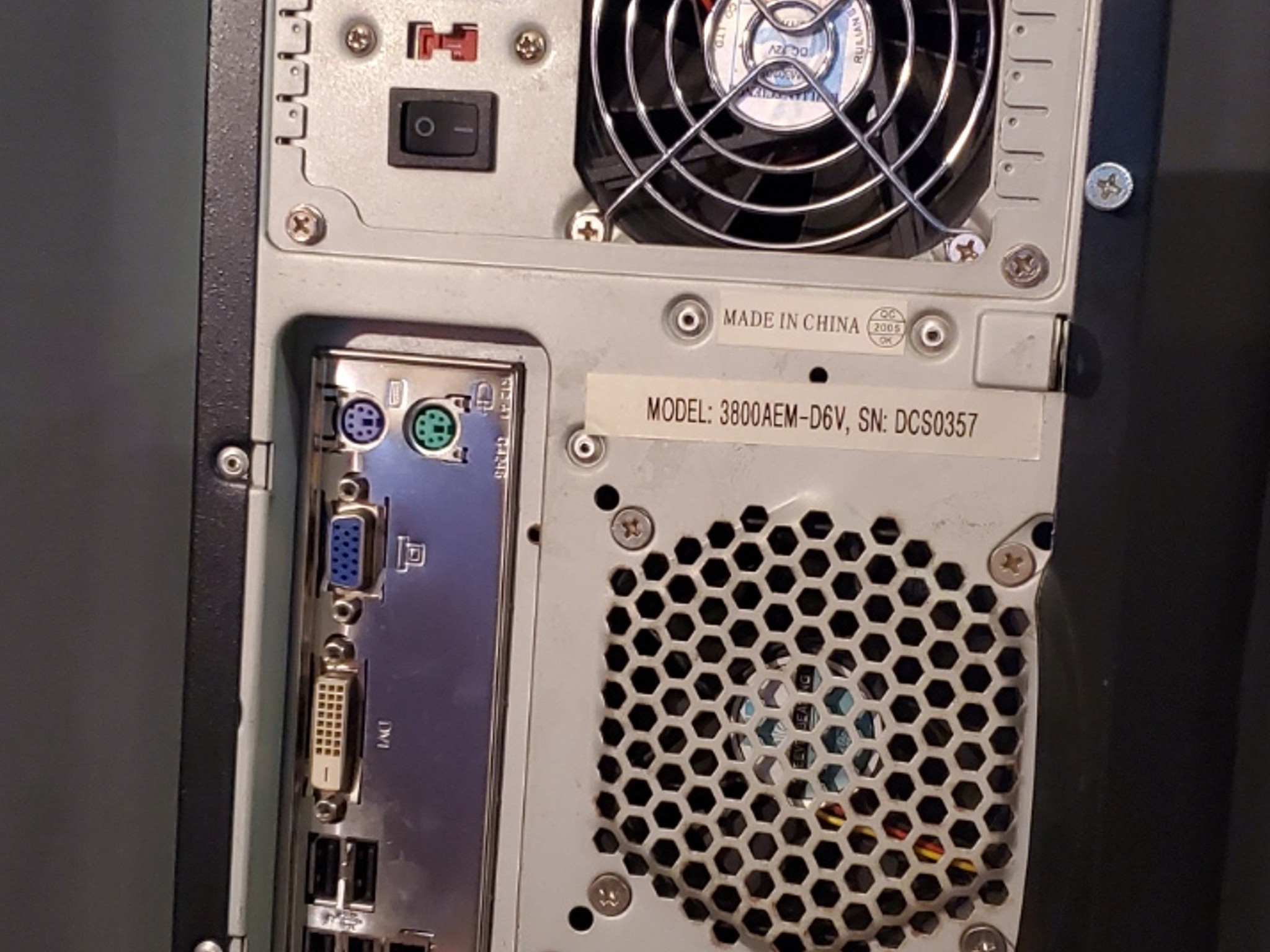 Retro Gaming PC - AMD Quad-Core / 8GB / Patriot SSD + 750GB / Win 7 Pro /
