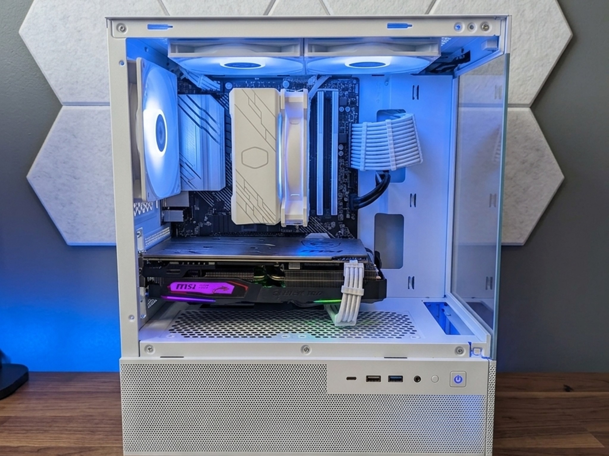 GAMING PC/RTX 2060/R7-2700X/16GB/512GB/WIFI & BT